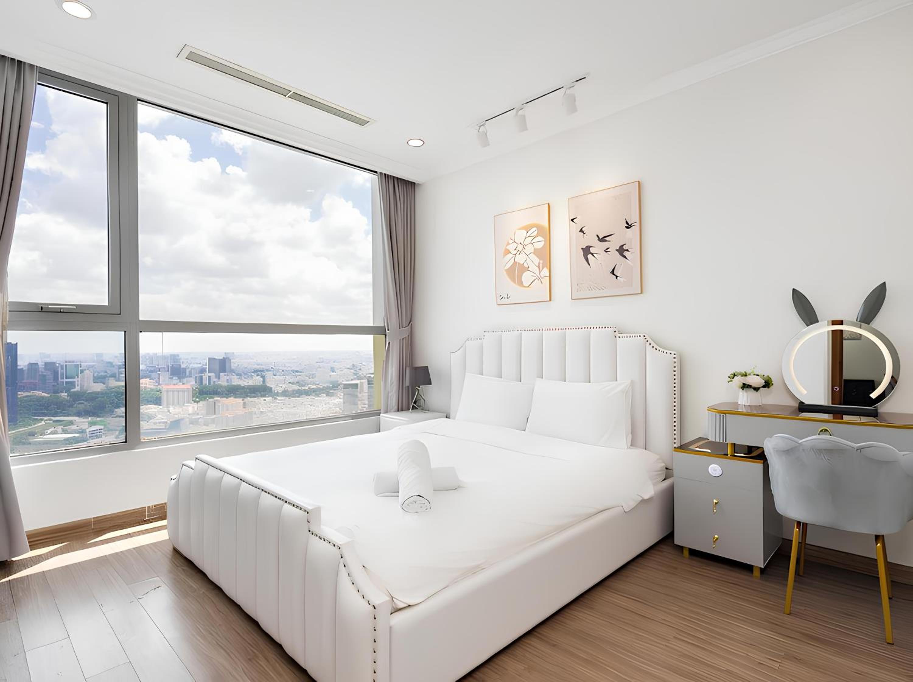 Landmark Apartment Center
