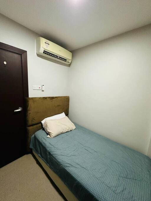 Jazz Suite at Vivacity megamall 3 Bed 2 Bath photo 2