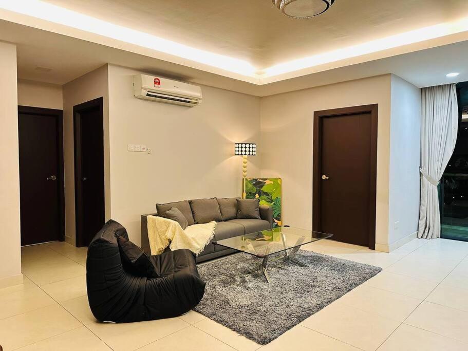 Jazz Suite at Vivacity megamall 3 Bed 2 Bath photo 3