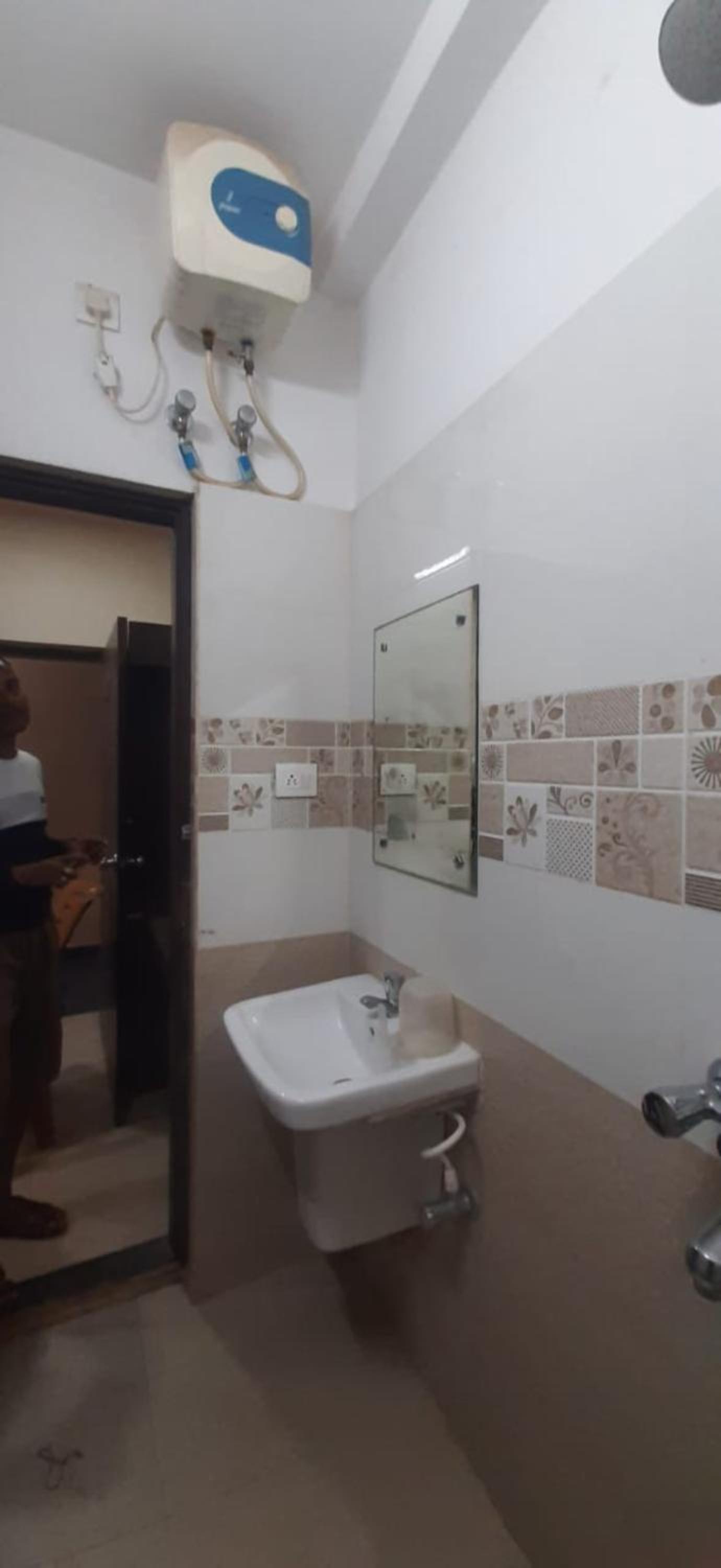 Hotel Sea Queen Puri Near Puri Sea Beach - Light House With Free Wi-fi & Parking - Perfect location with comfortable Room - view 4
