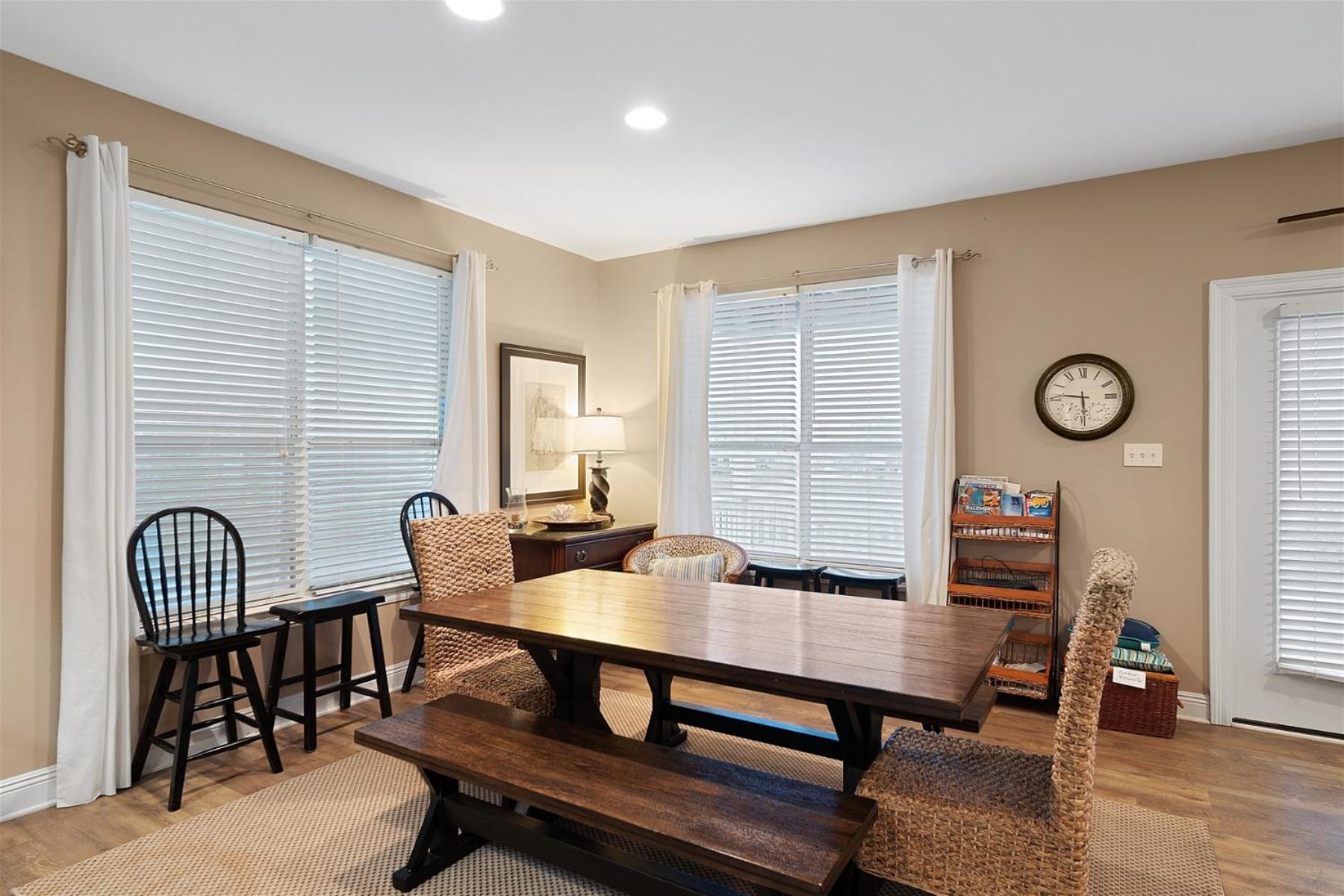 Gift by the Sea by Current Tides Vacation Rentals view 3