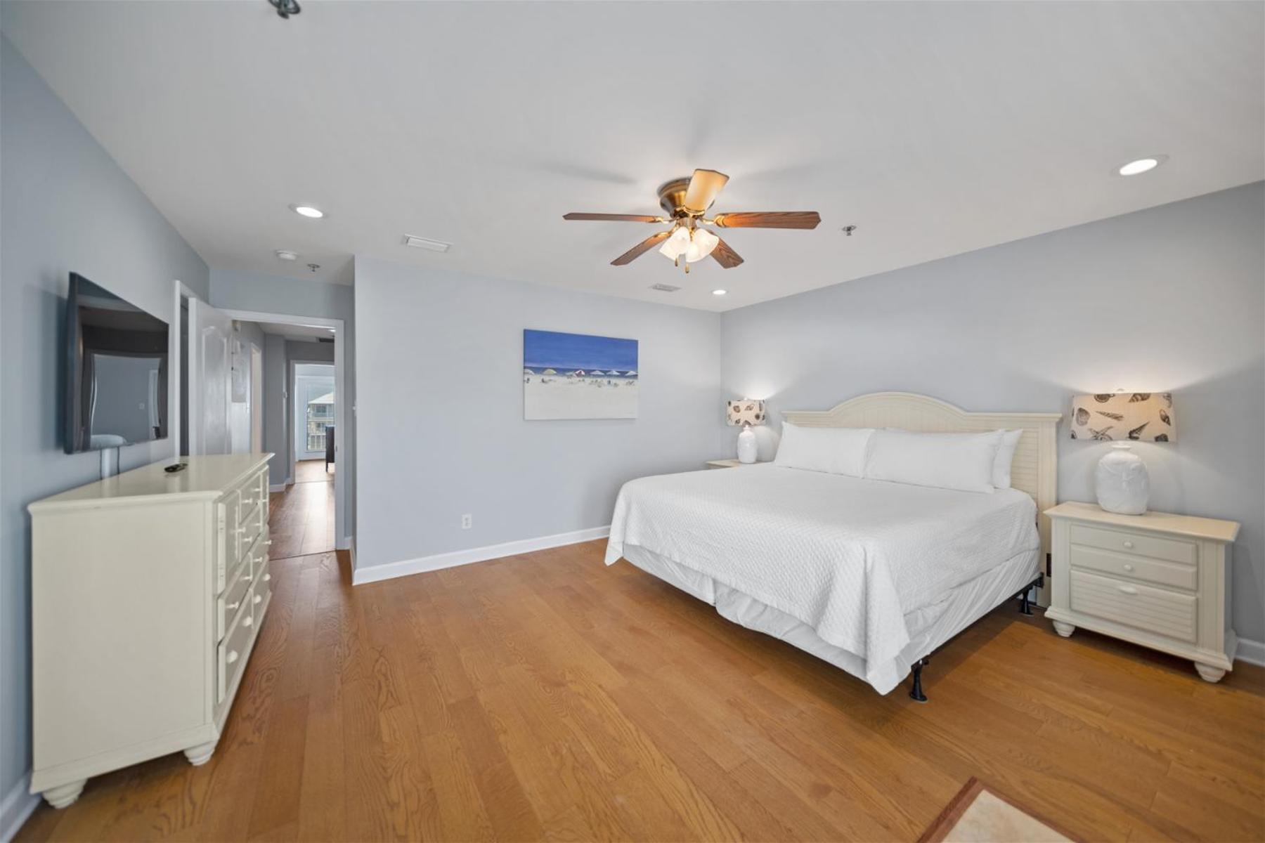 Del Mar 4 by Current Tides Vacation Rentals