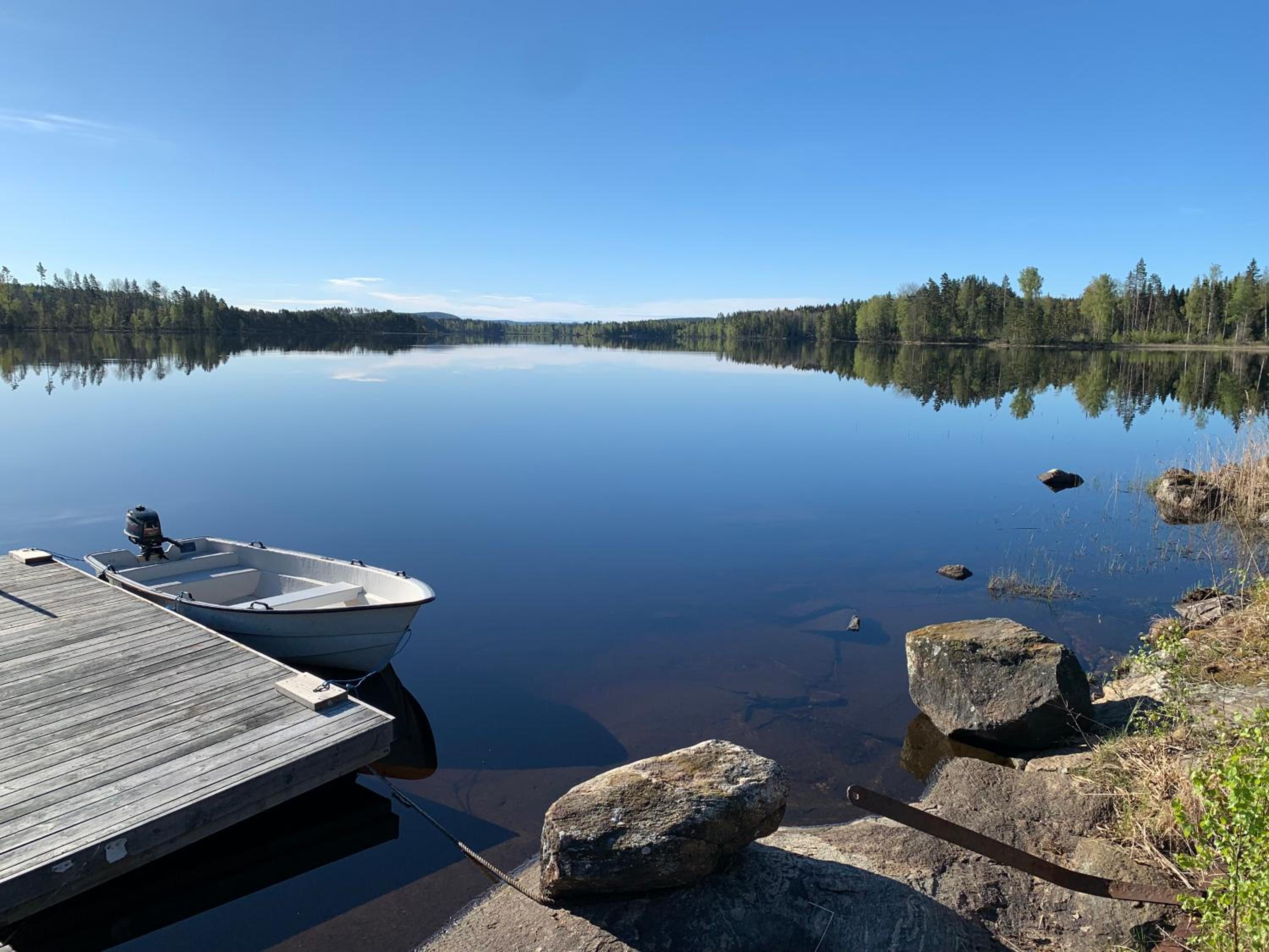 Cozy cottage by the lake, Charlottenberg view 3