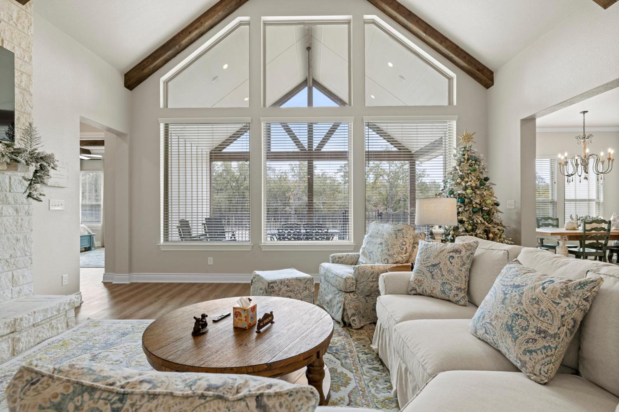 ThistleOaks by Current Tides Vacation Rentals view 3