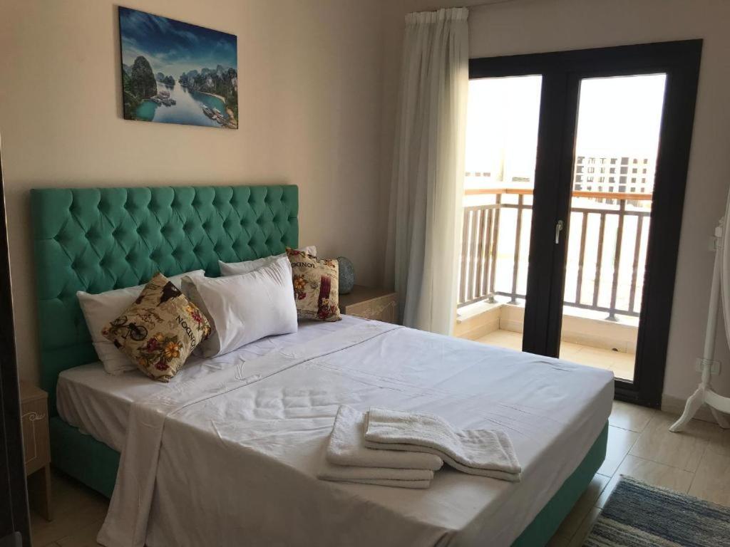 Egypt Traveler Hotel