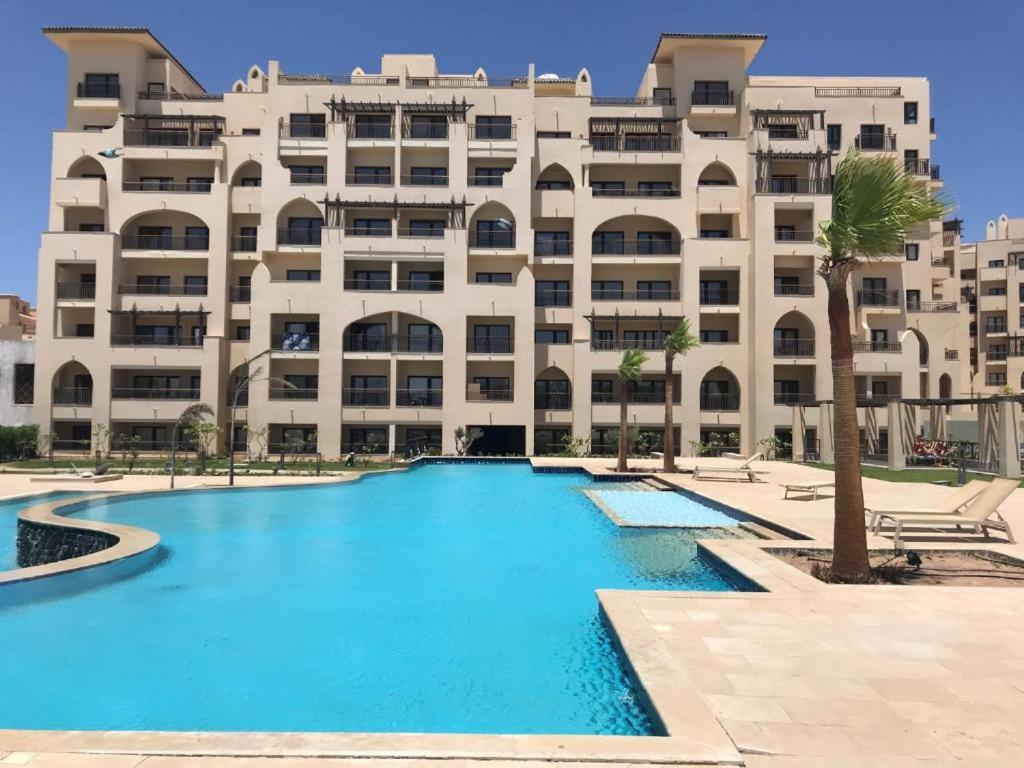 Egypt Traveler Hotel