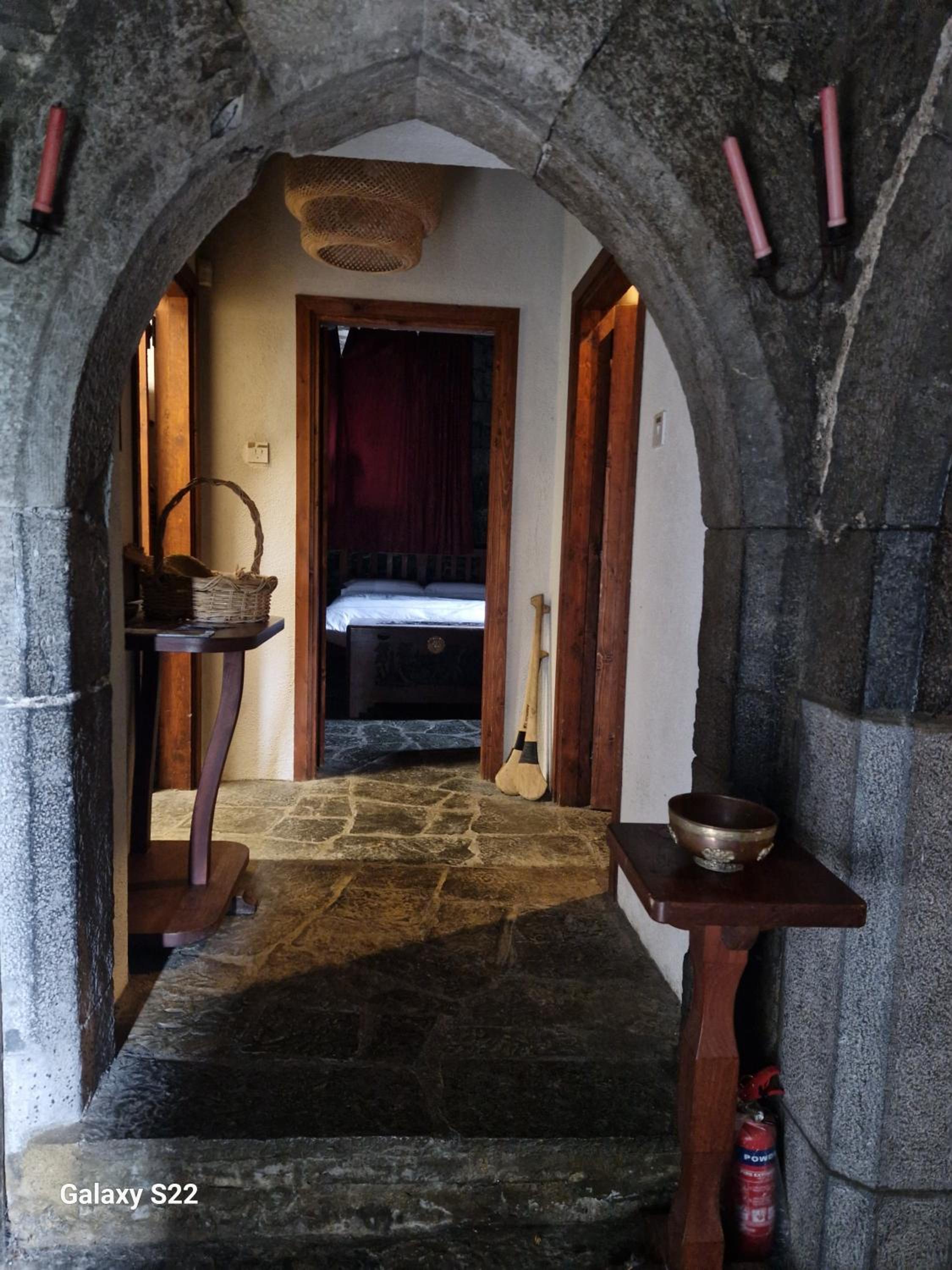 Ballindooley Castle