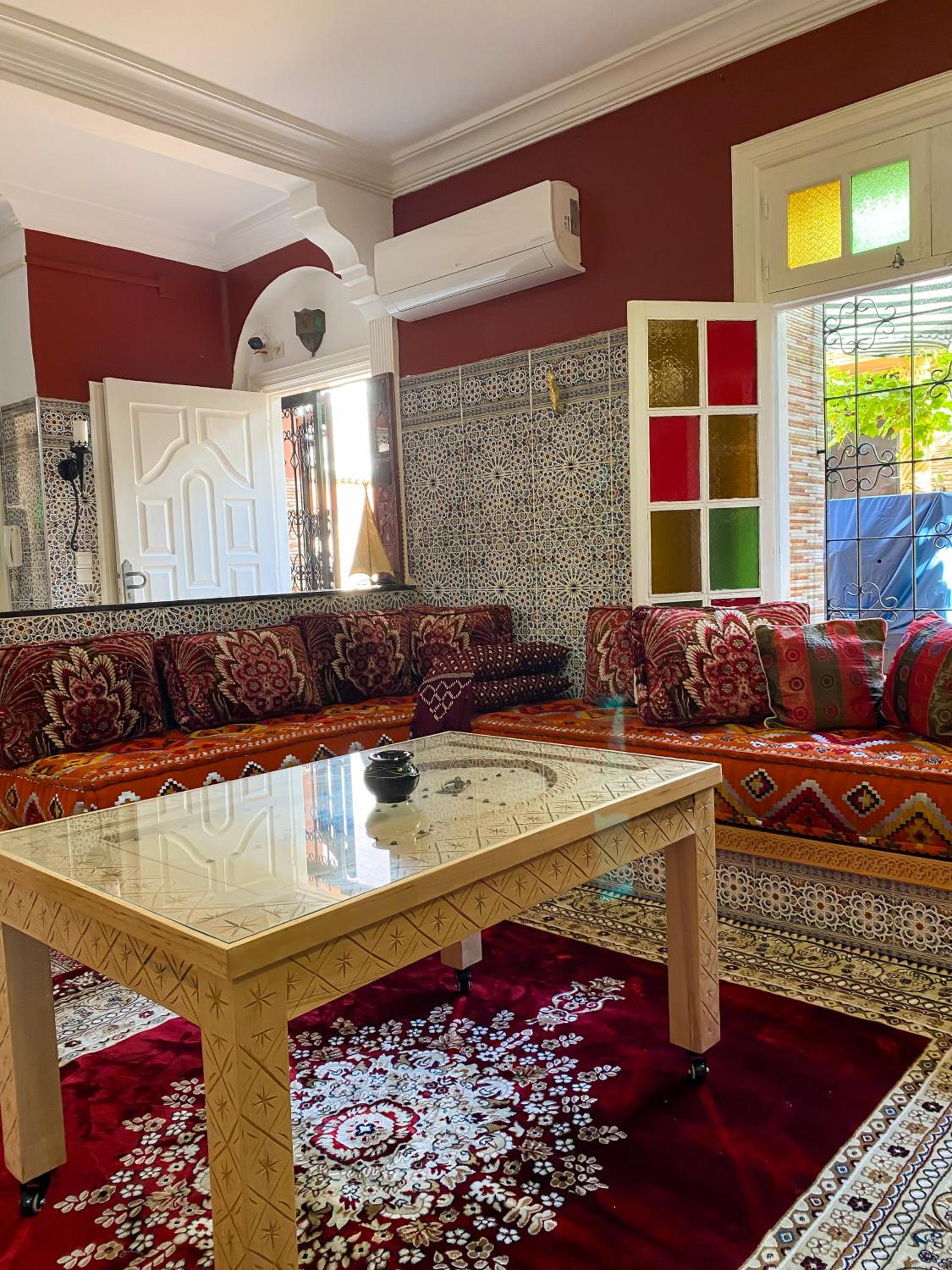 lounge