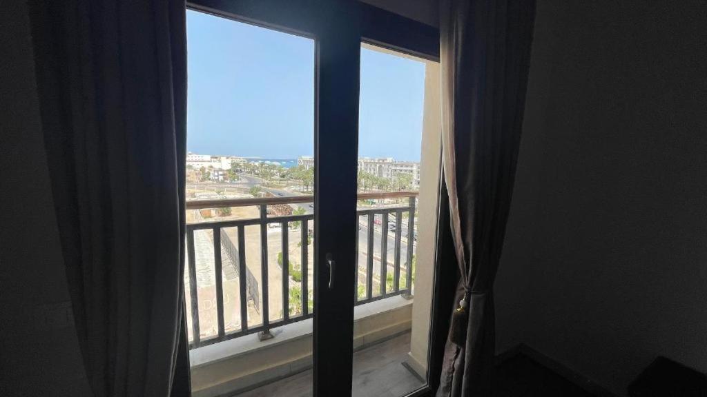 Egypt Traveler Hotel