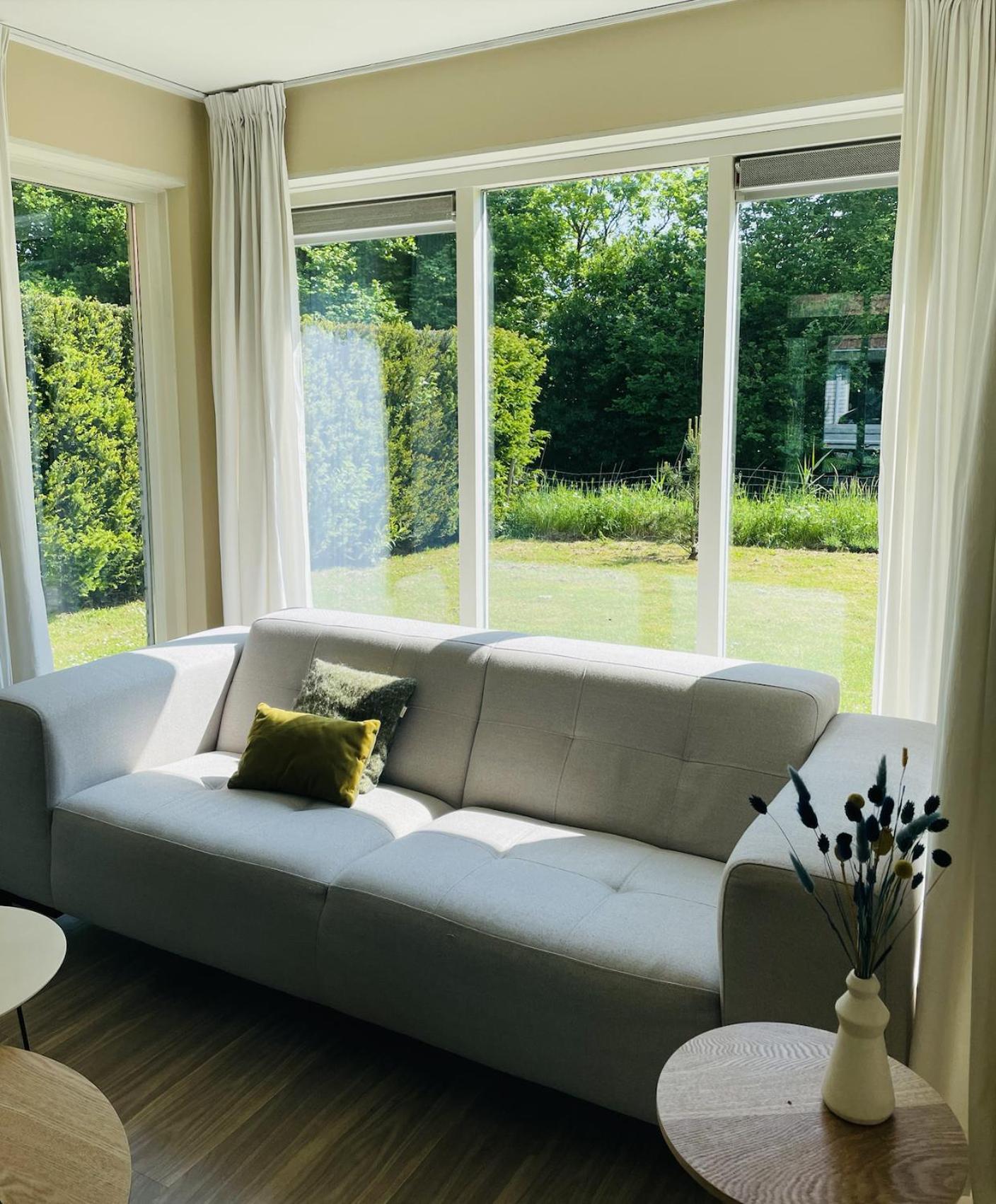 Heerlijk vakantiehuis bij zwembad en golfbaan view 4