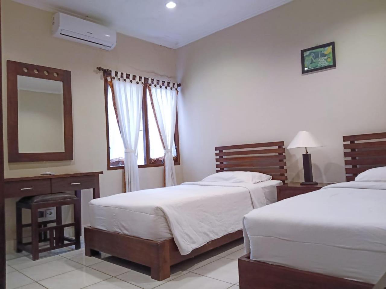 Uluwatu Centre Point Villas view 3