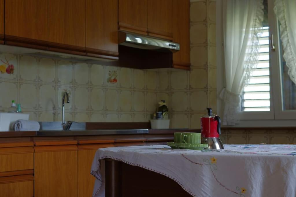 Lakeview apartment