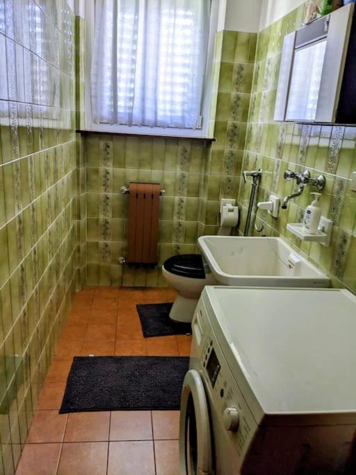 Lakeview apartment