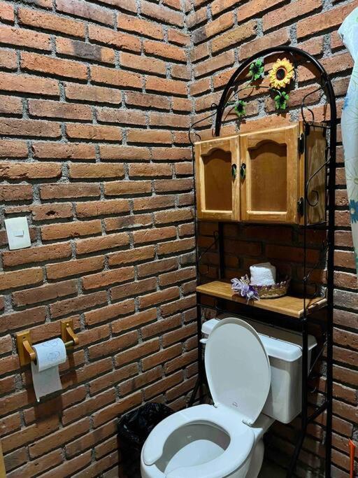 Hermosa Cabaña en bosque muy cerca Patzcuaro view 3