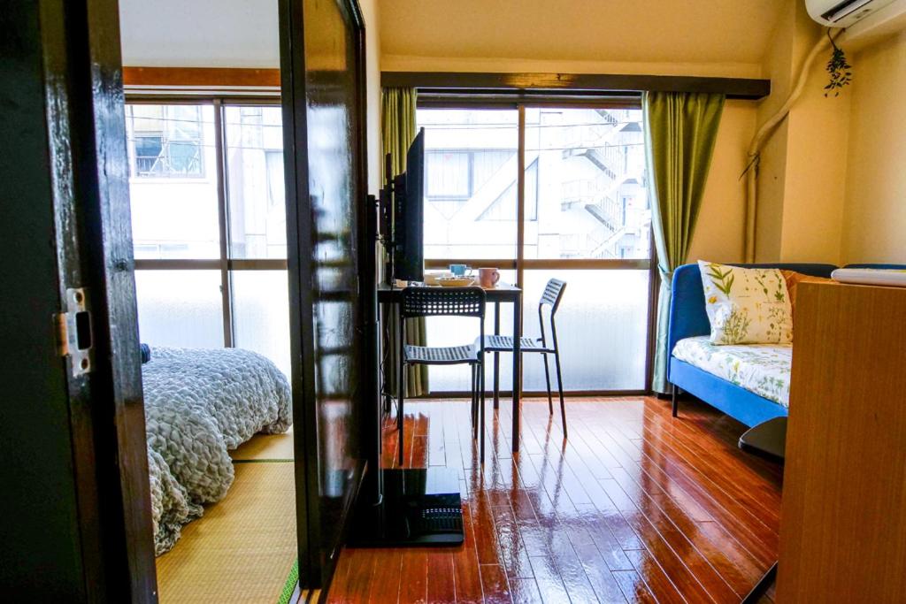 hotel room
