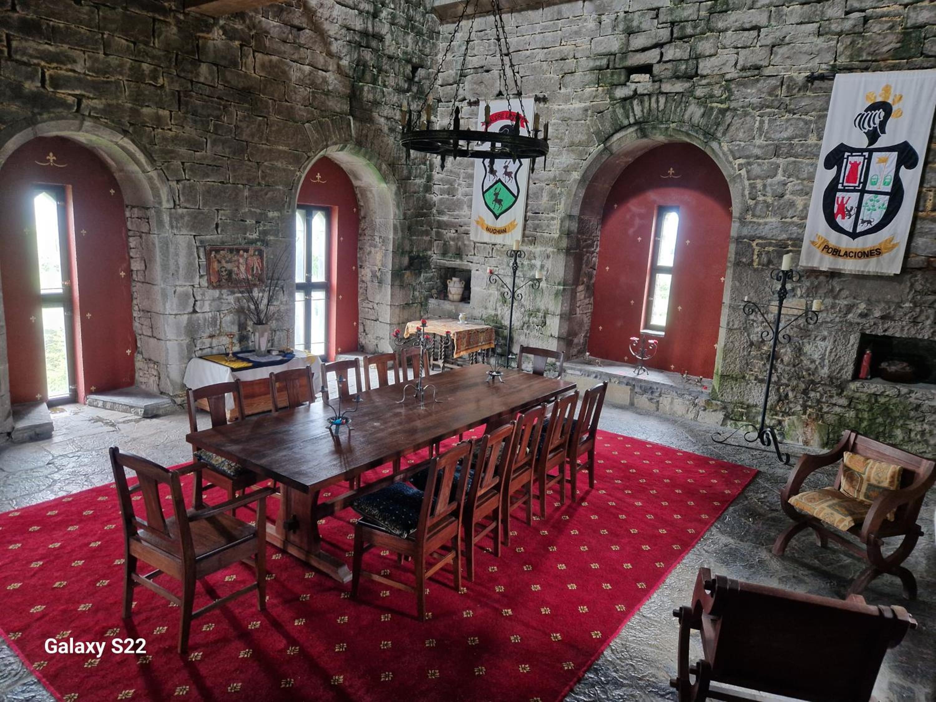 Ballindooley Castle