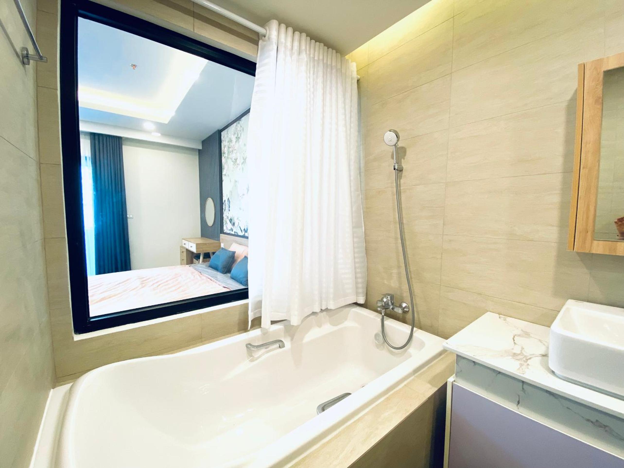 FLC Sea Tower Quy Nhon SeaView Condotel