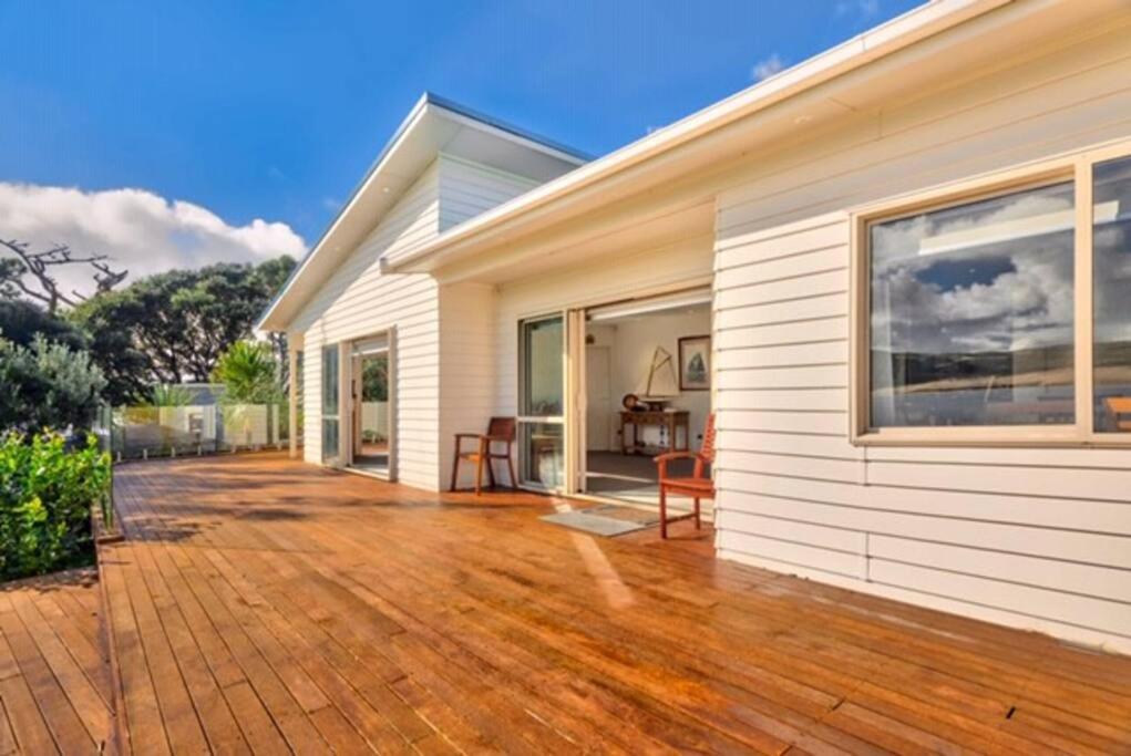 The Bach Wai Rua A Waterfront Home view 5