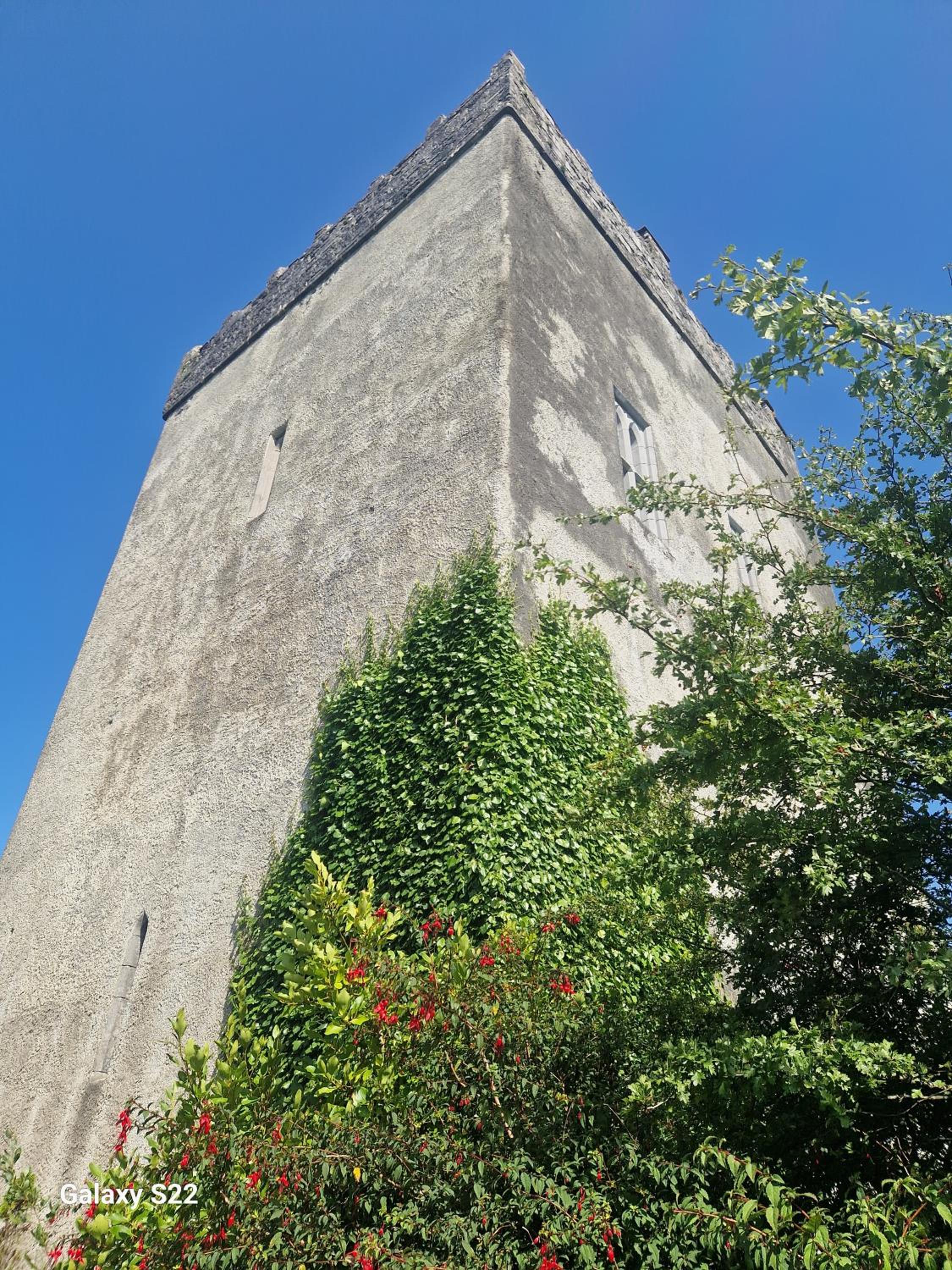 Ballindooley Castle
