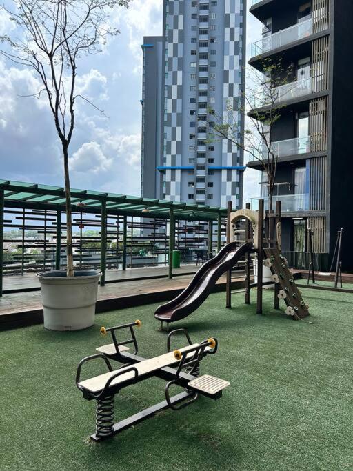 Cube8teen Condo Austin Johor Bahru