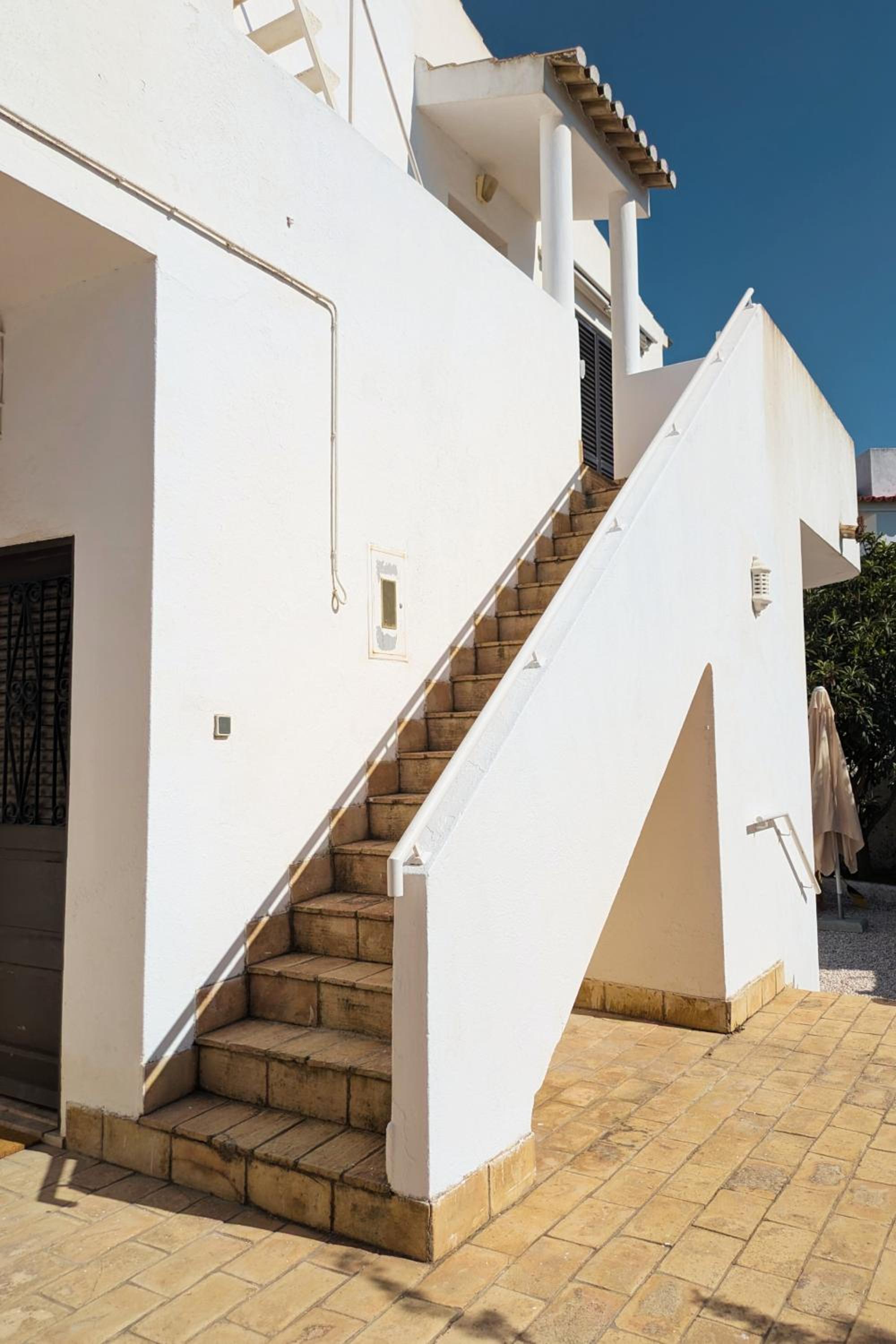 Vivenda Josil - private pool 1km to beach & centre