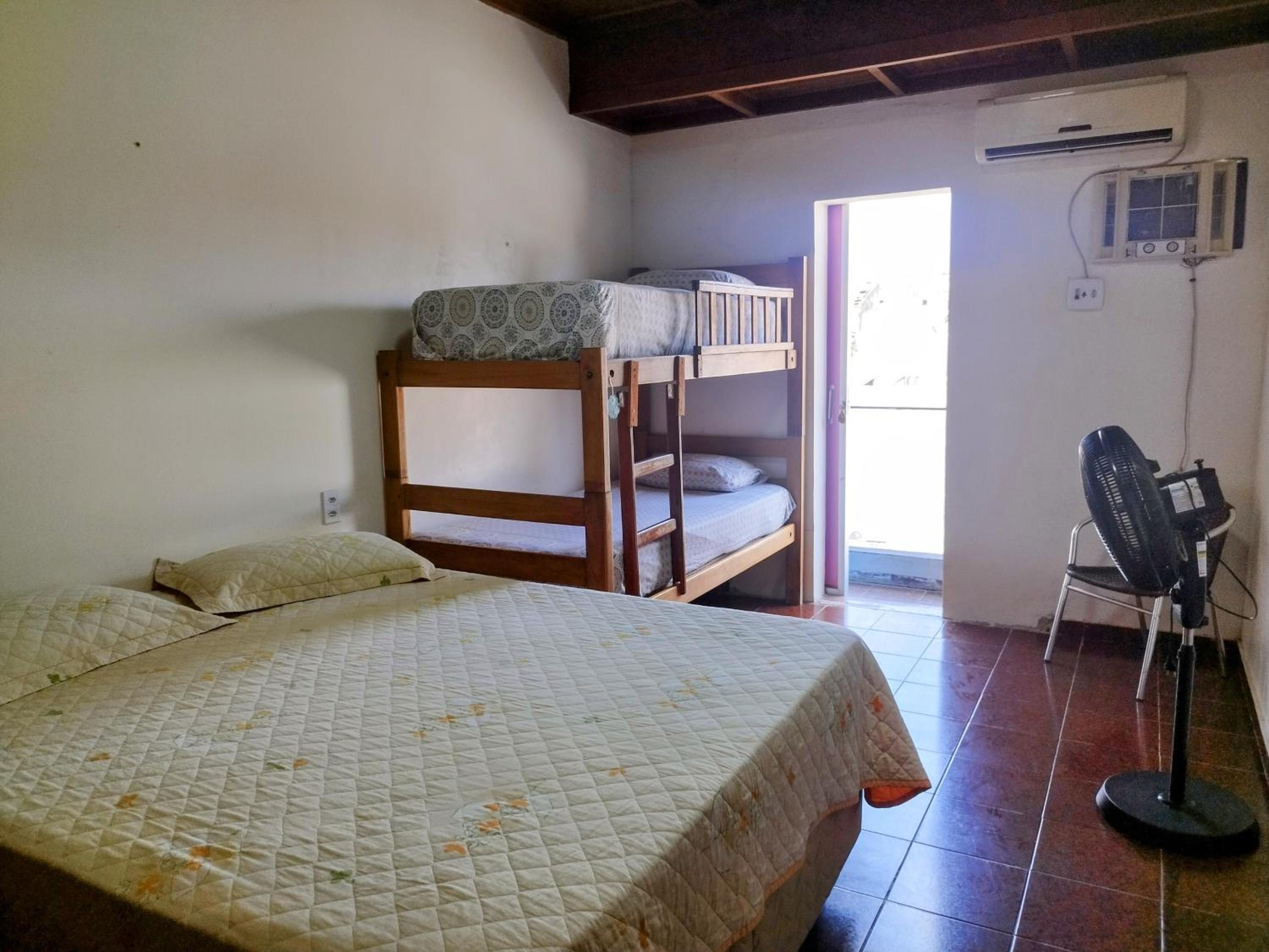 Casa com Piscina Grande em Salinas