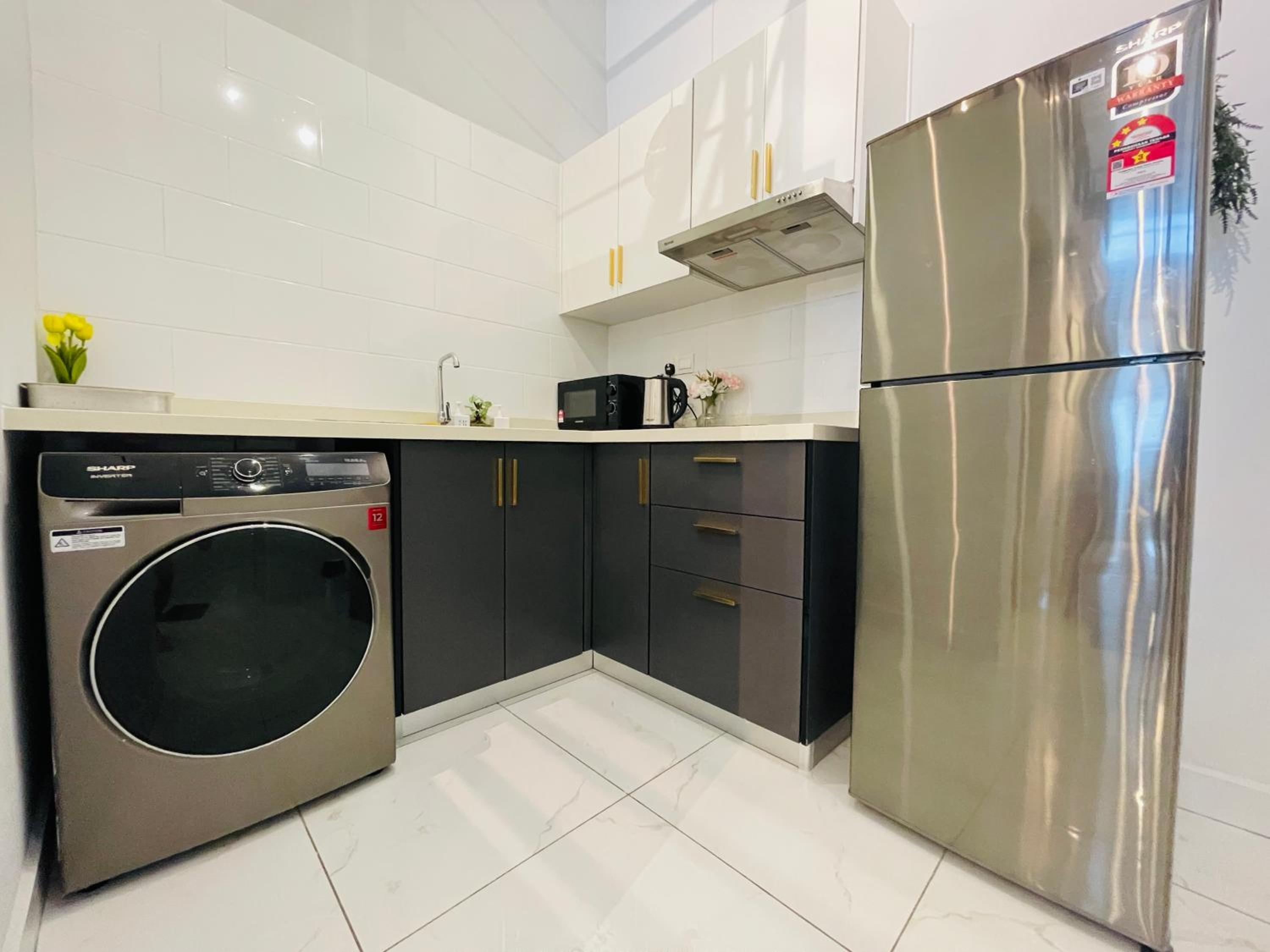 Arte Cheras Duplex by DeUrban