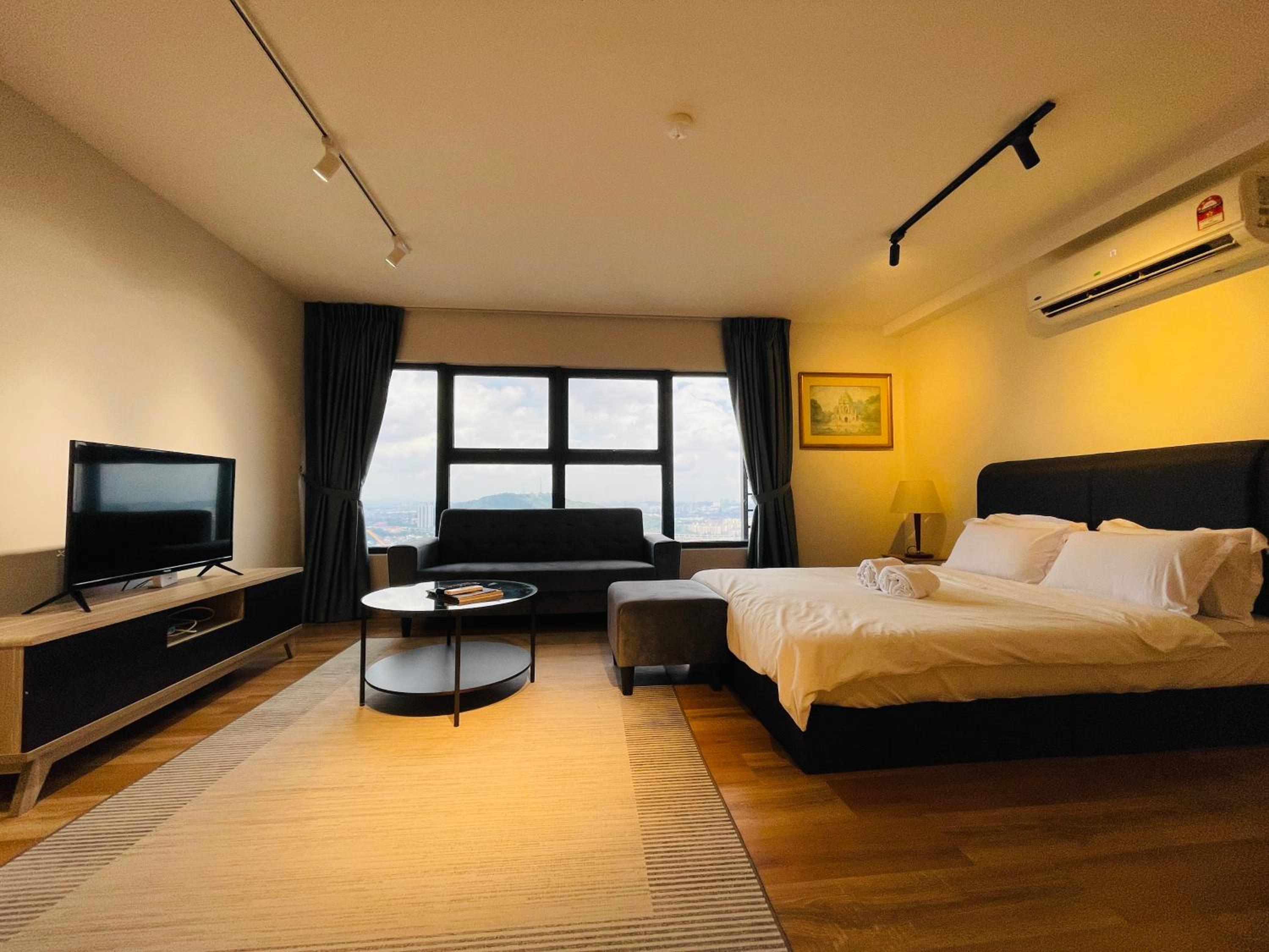 Arte Cheras Duplex by DeUrban