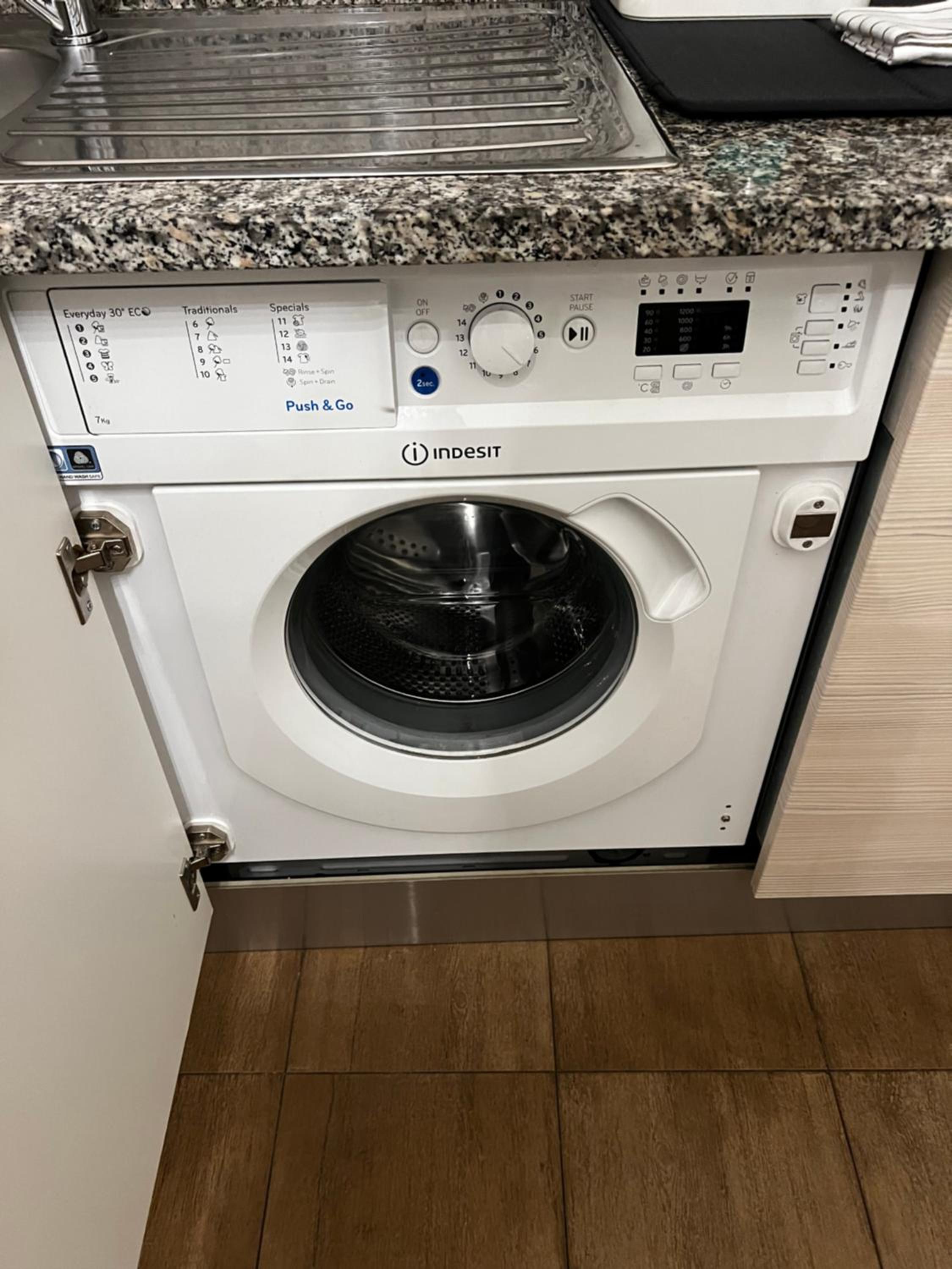 DOMIRA Four Reasons apartment
