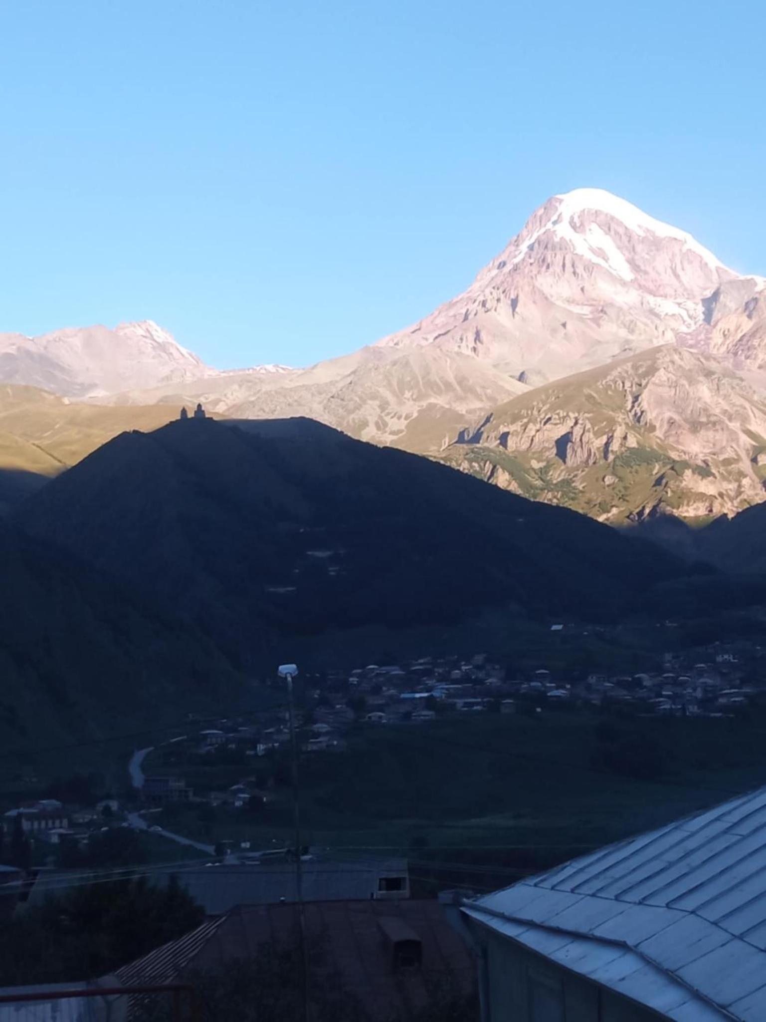 Guesthouse Relax in Kazbegi view 2