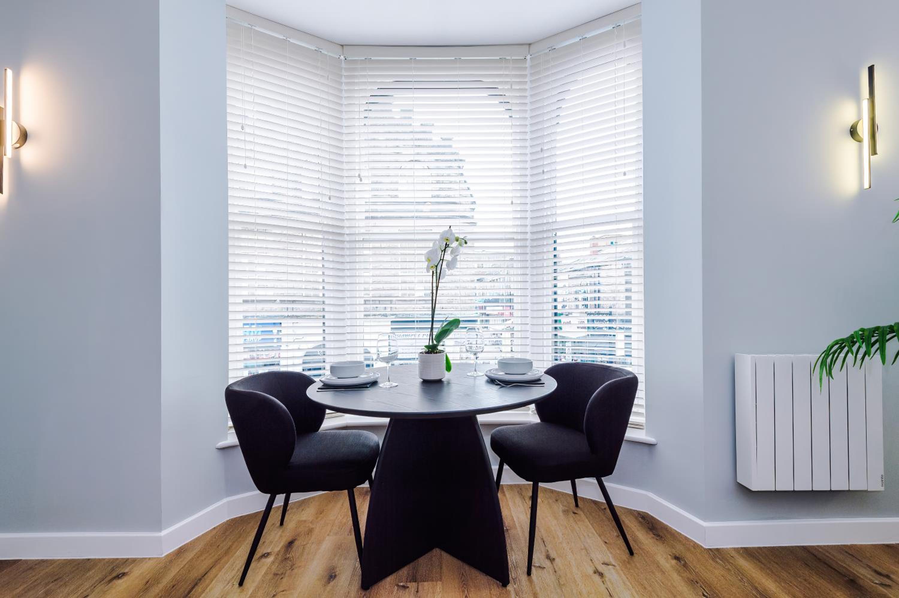 Harrogate House Apt 1 - Cheltenham Parade View view 3