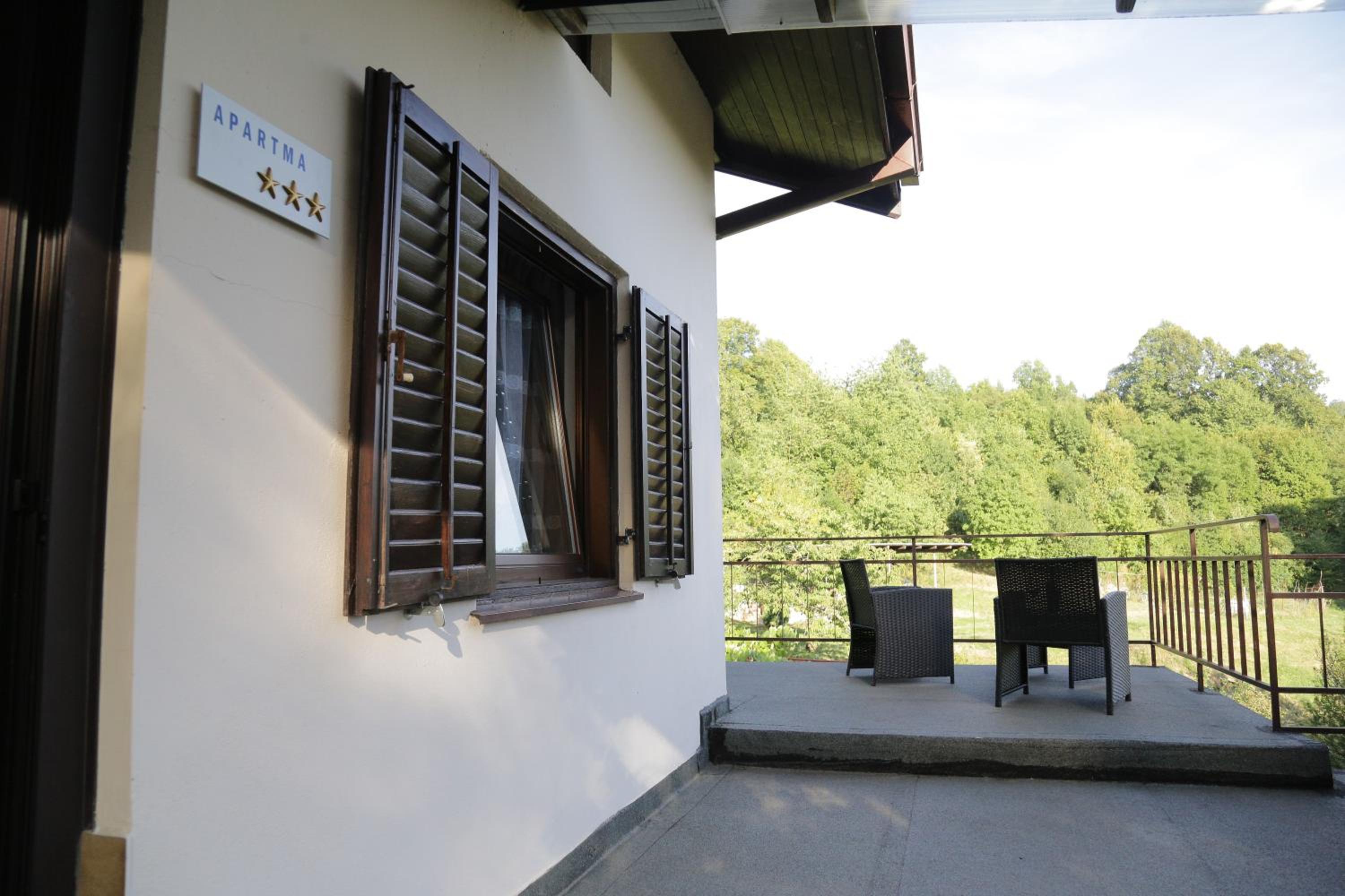 Podgozd Holiday House