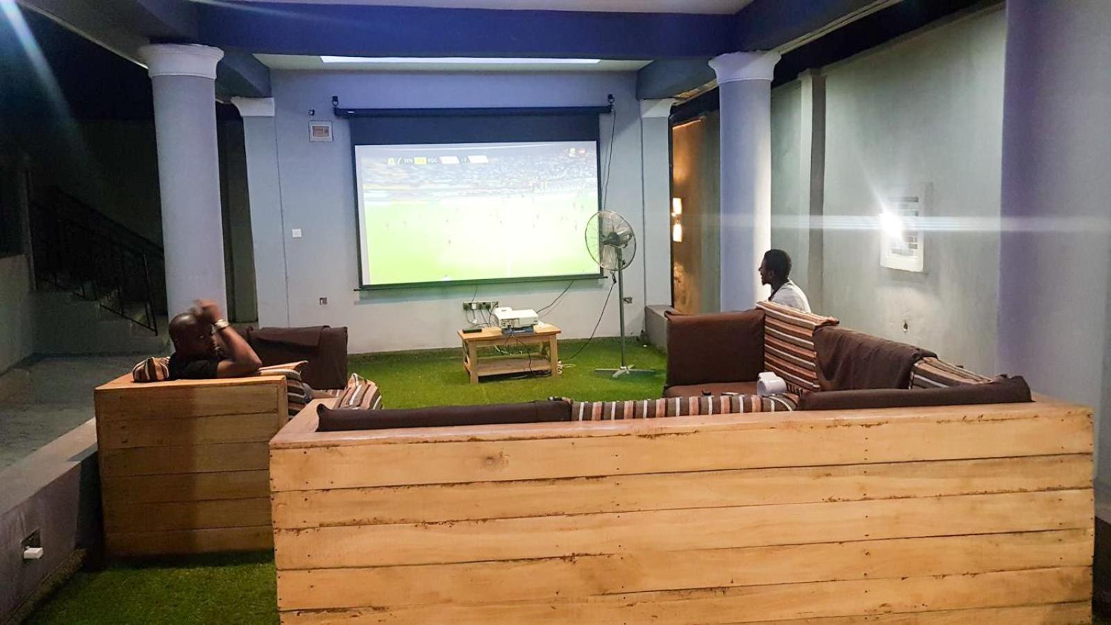 lounge
