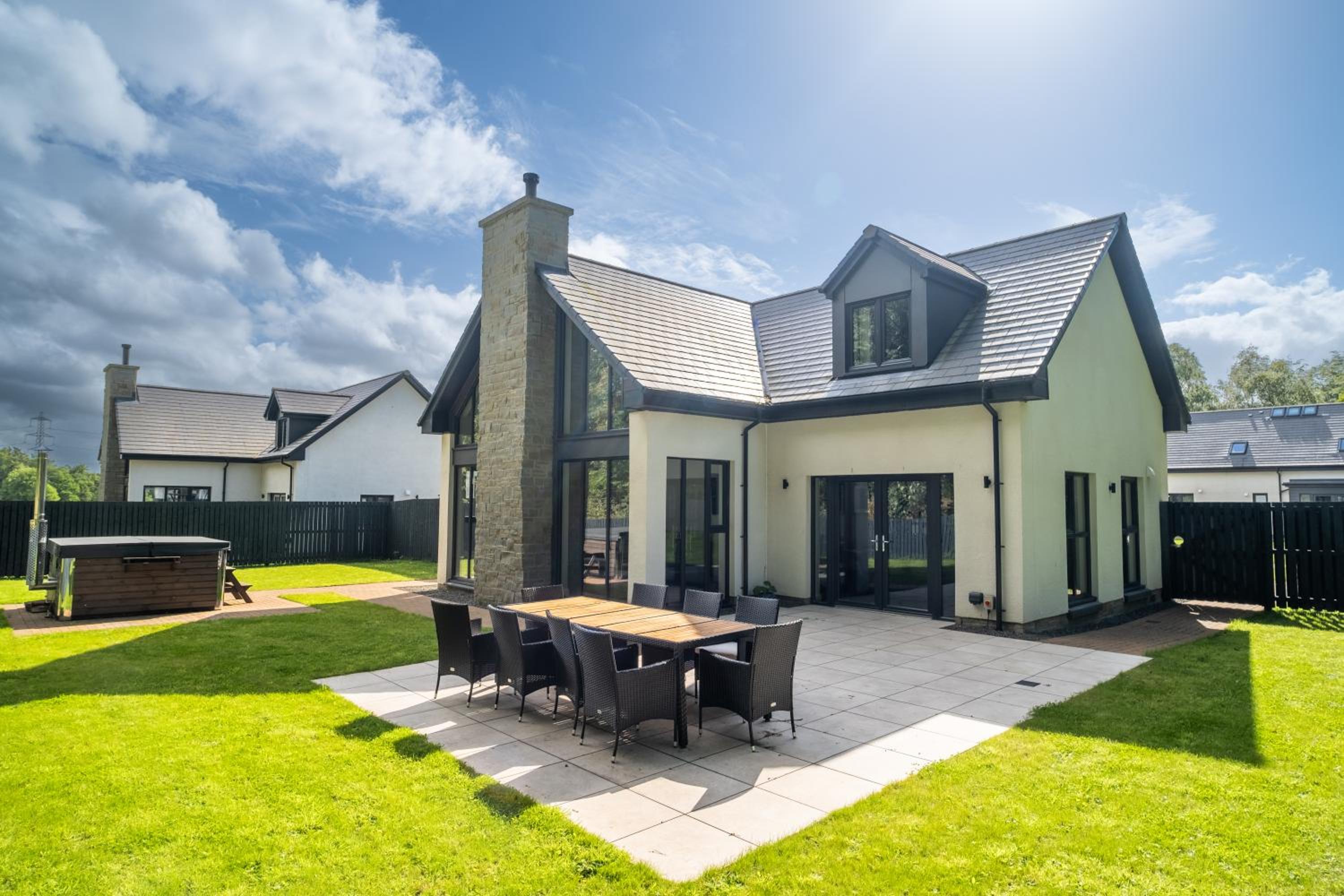 Lowwood Lodges