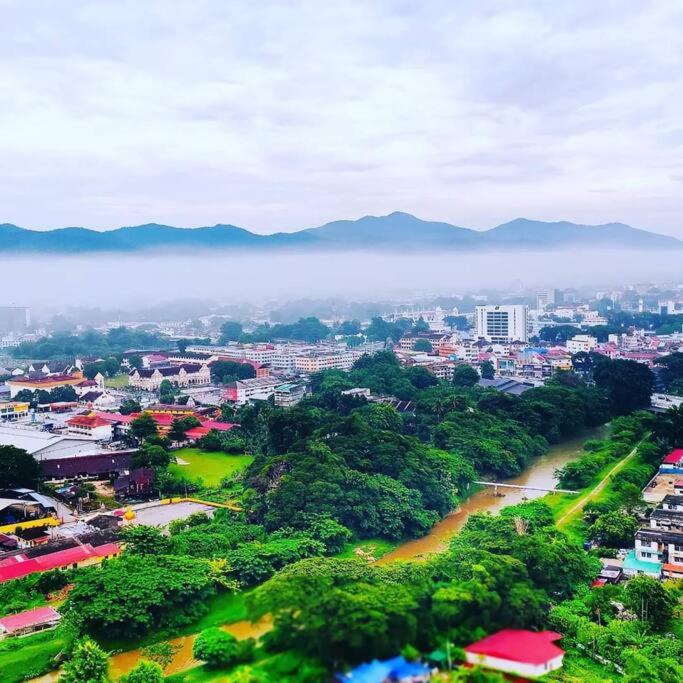 feelslikehome Paloh Residence Ipoh-for 4 to 6pax photo 8