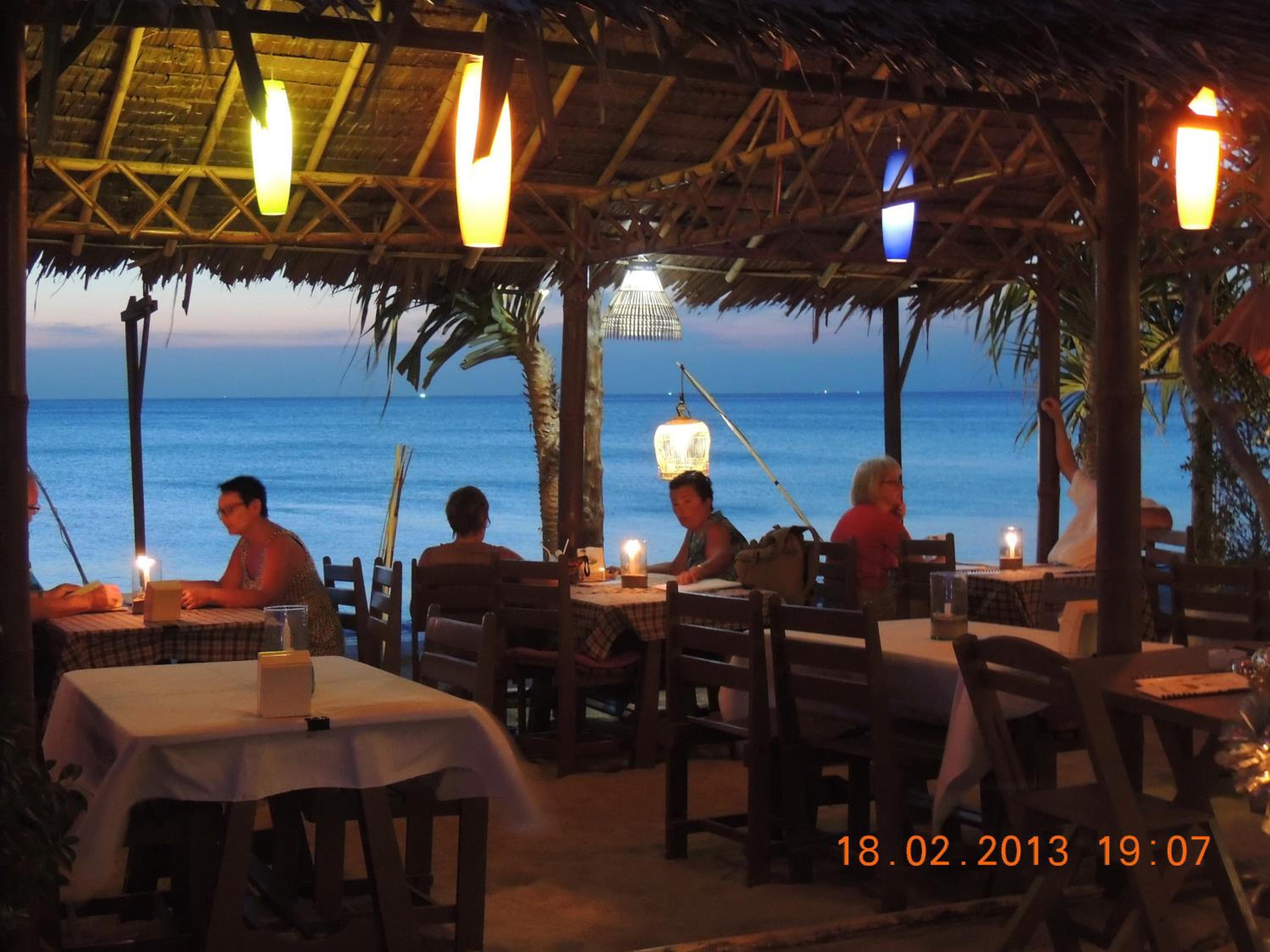 Lanta Seafront Resort