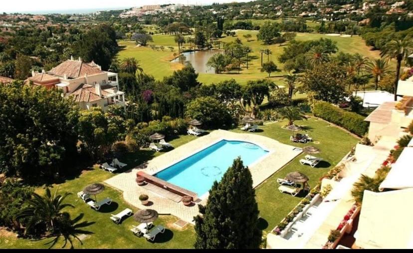 Stunning suite at Hotel Del Golf, 5 stars and frontline Golf, Porto Banus, Marbella - Image 1