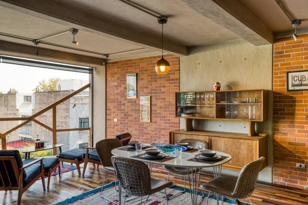 Mid Century Loft — Mexico City