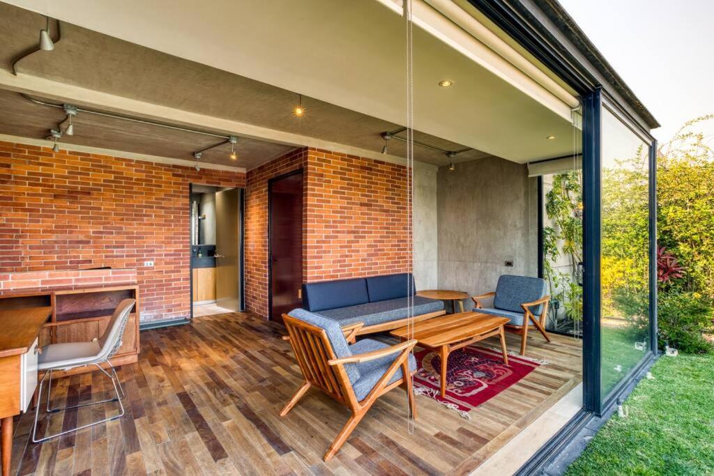 Mid Century Loft photo 5