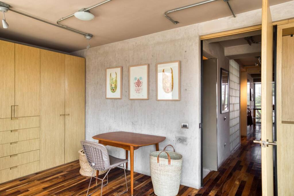 Mid Century Loft photo 3
