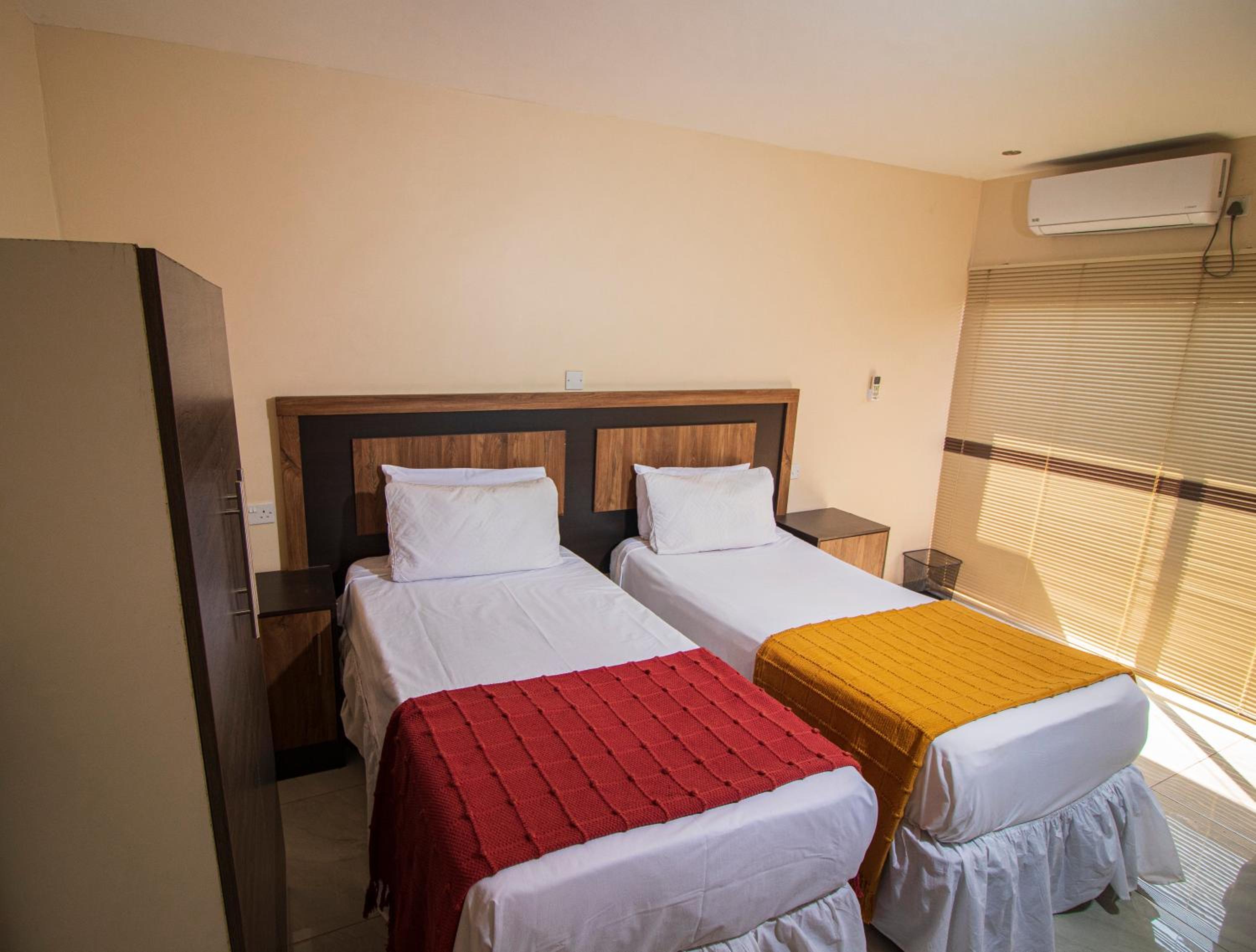Fidelity Lodgings