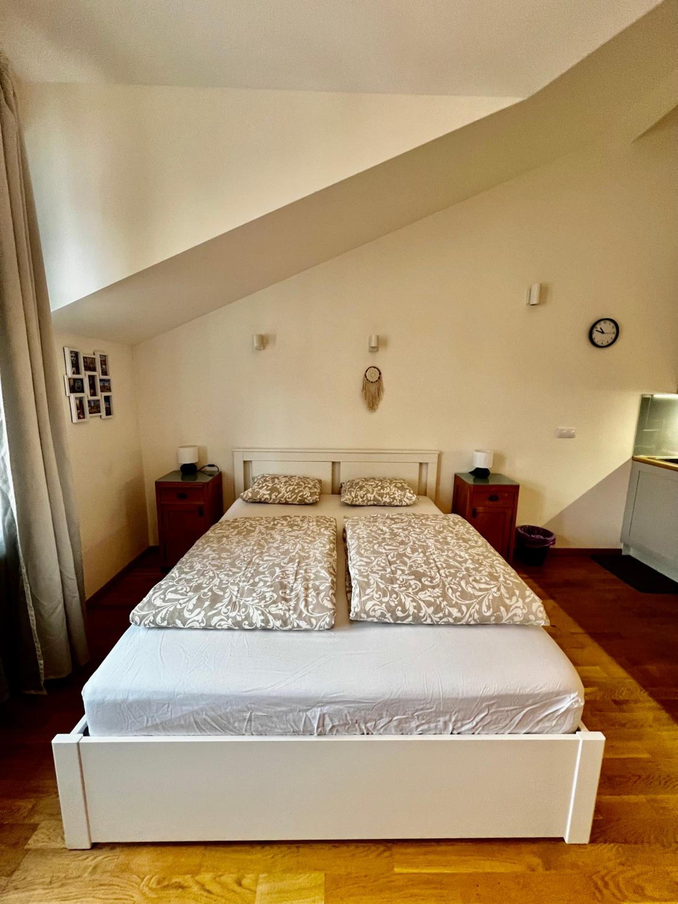 DOMIRA Riverside apartment