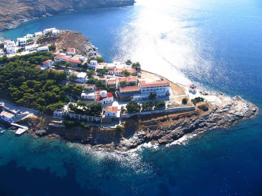 Cycladic Cottage