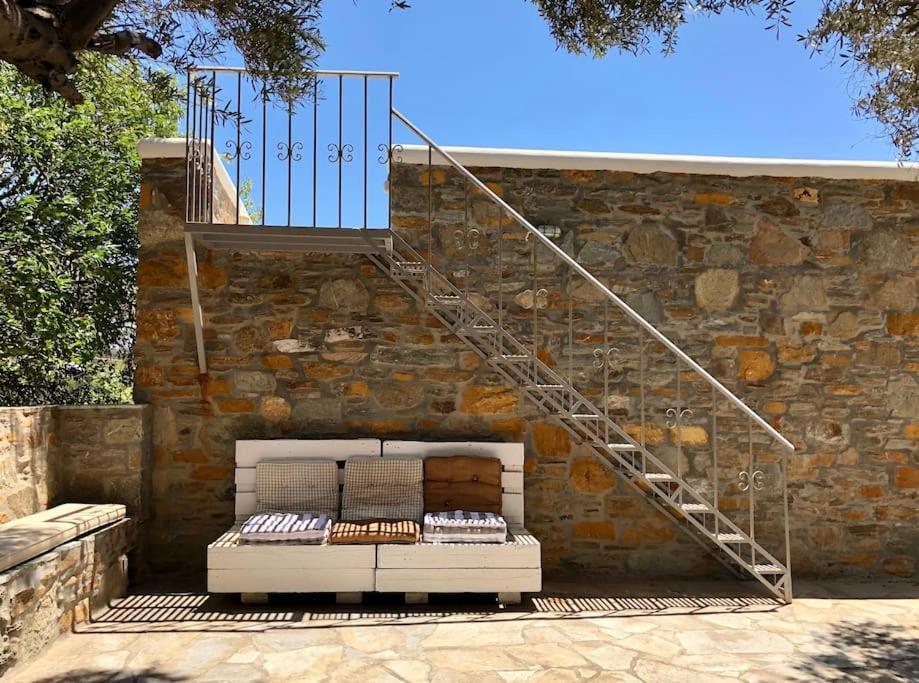 Cycladic Cottage
