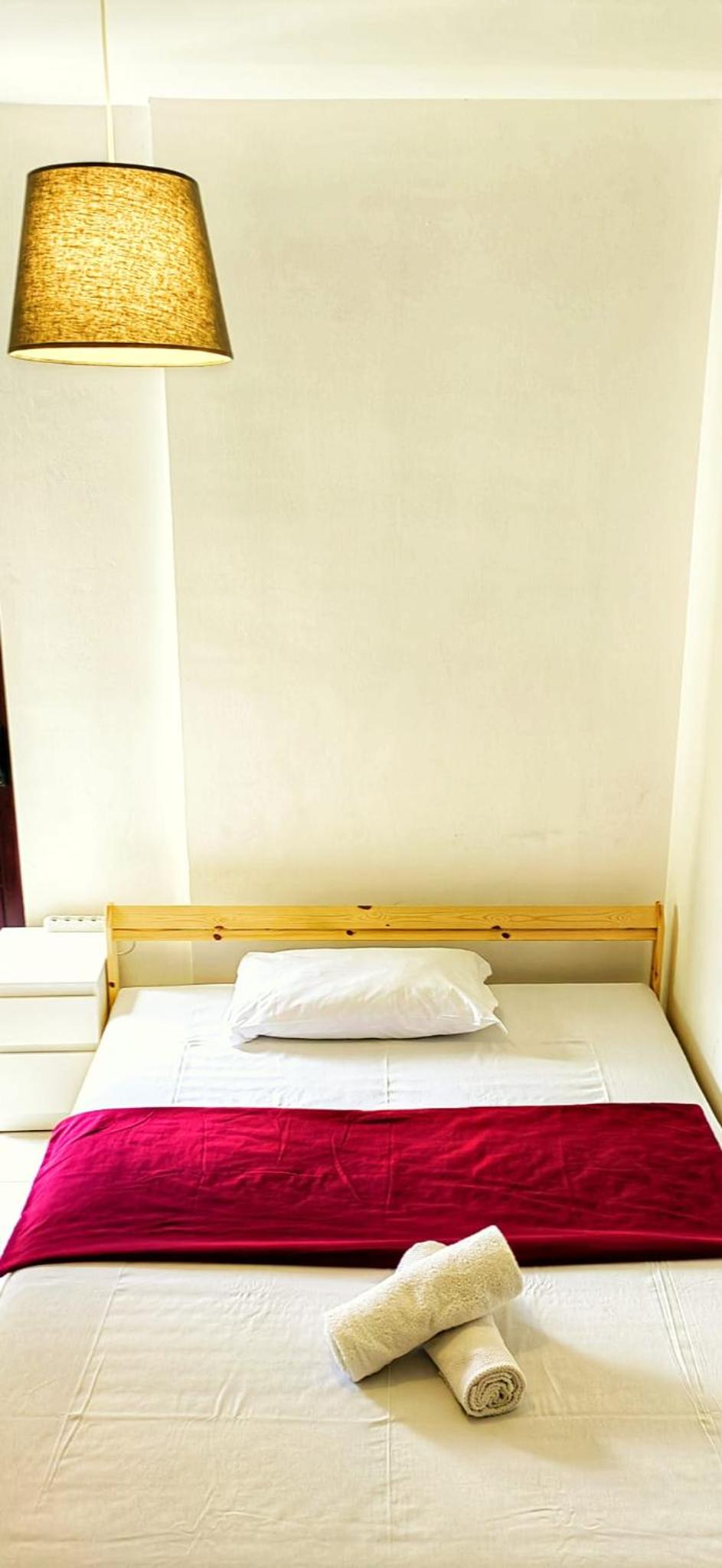Renzi Guest House