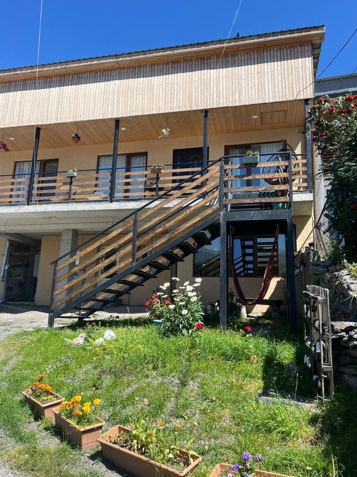 Guesthouse Relax in Kazbegi view 4