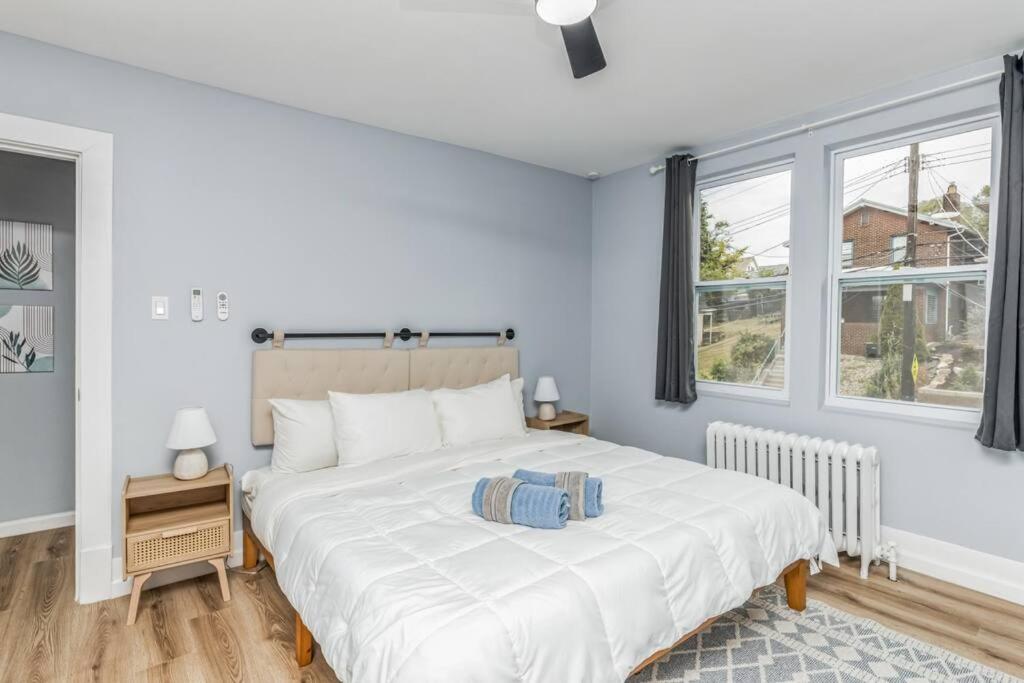 Pittsburgh Vacations - Beautiful home in Forest Hills - Property Image 5