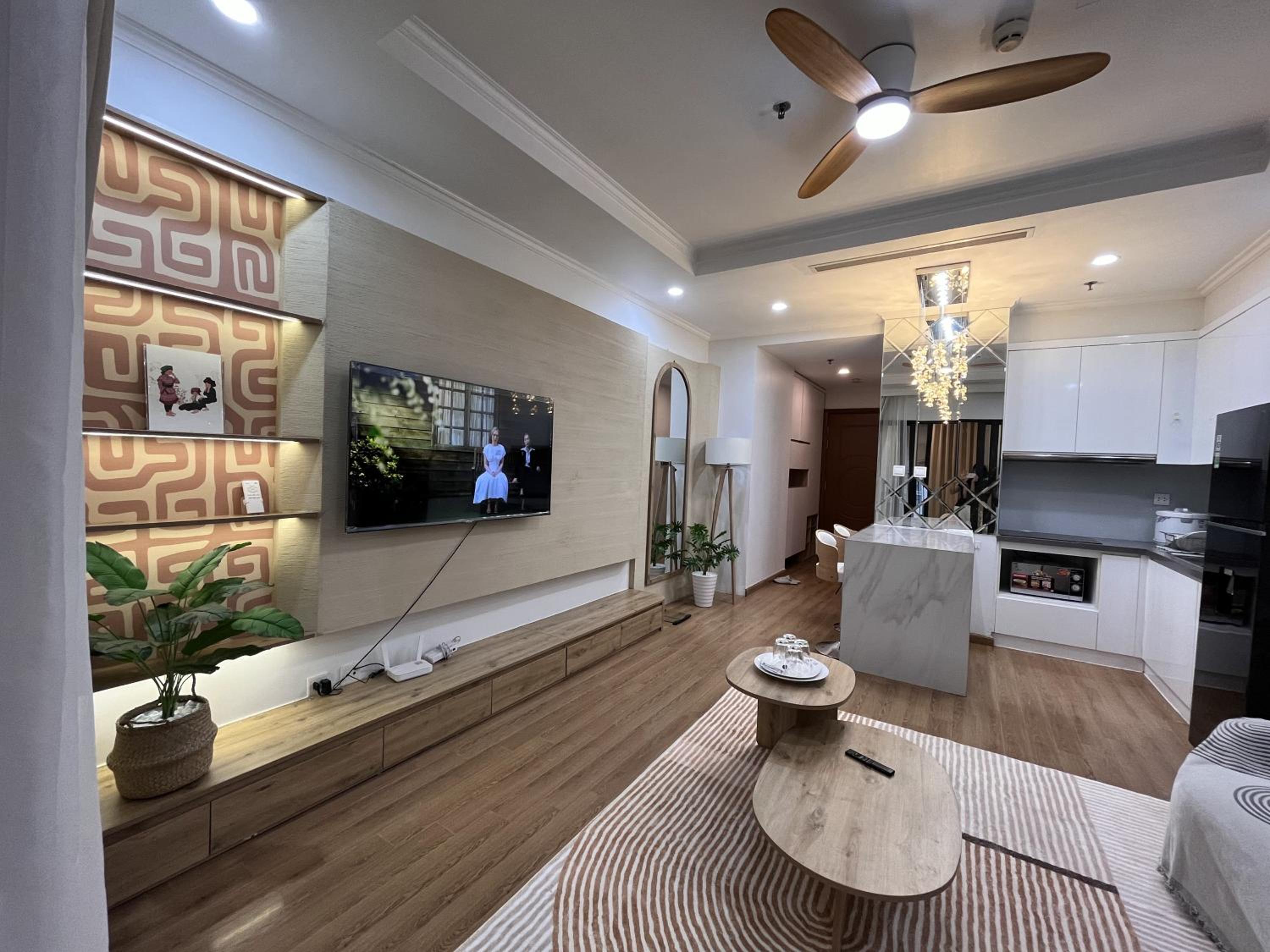Mai-Homestay - 1 BR apartment at Vinhomes Royal City