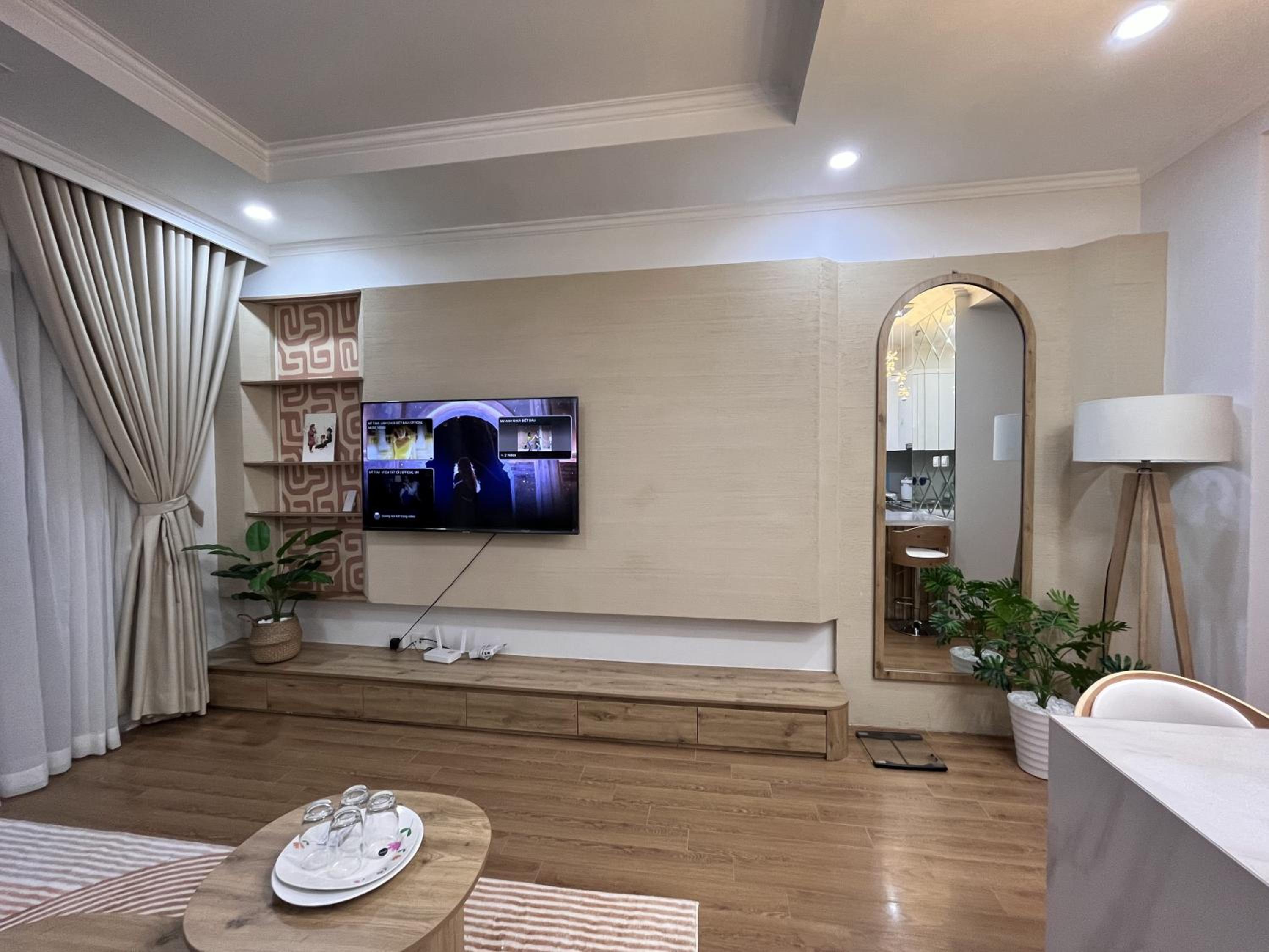 Mai-Homestay - 1 BR apartment at Vinhomes Royal City