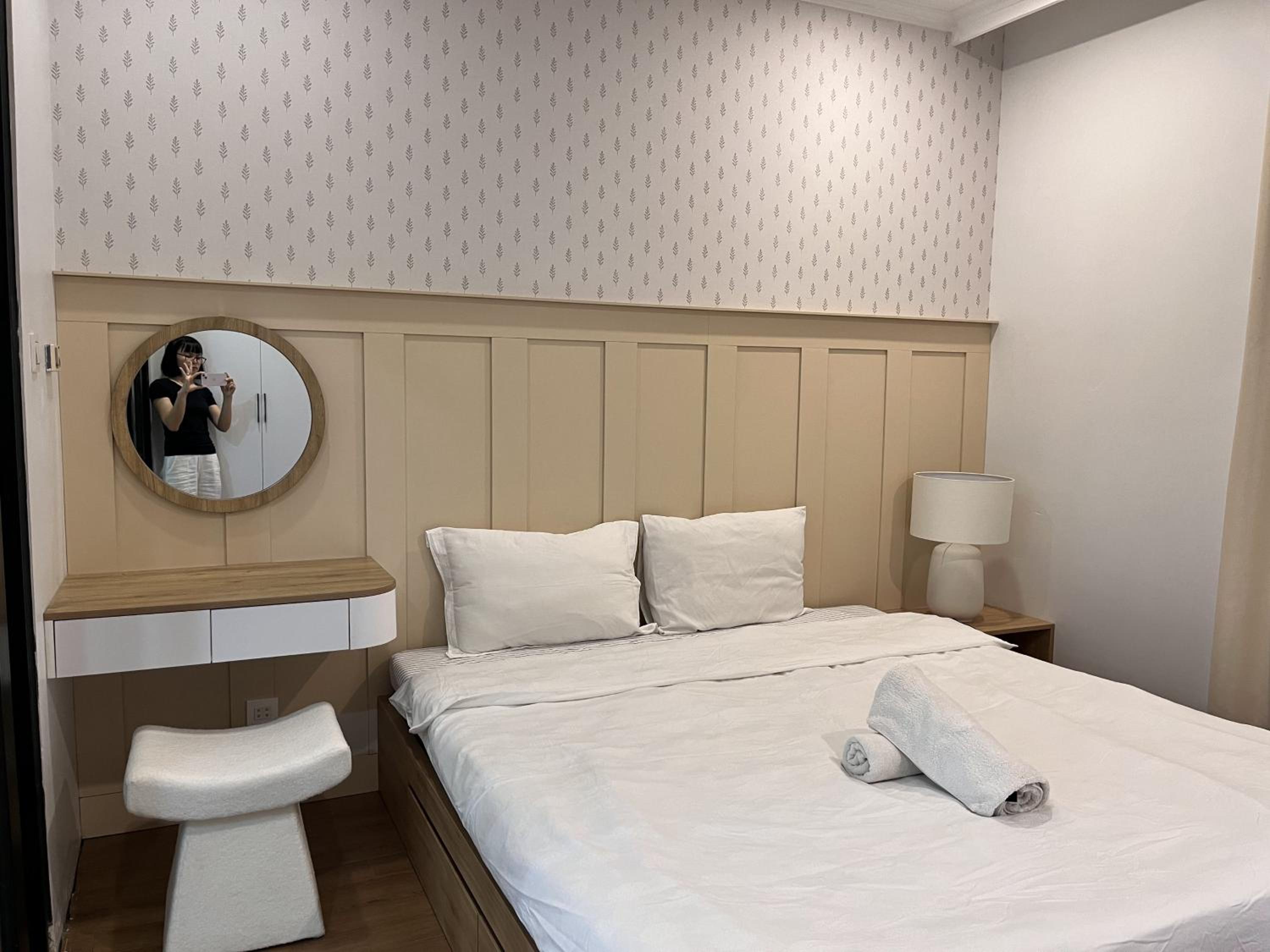 Mai-Homestay - 1 BR apartment at Vinhomes Royal City